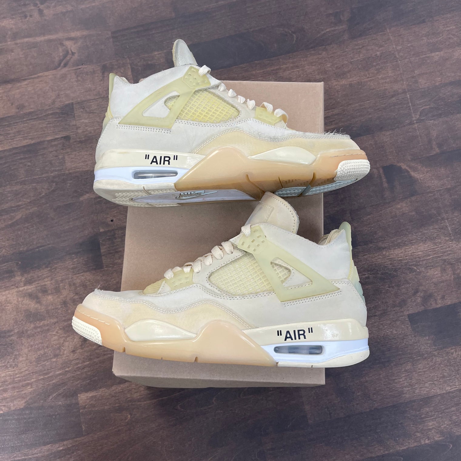 Nike Jordan 4 W Off White Sail (USED NO BOX)