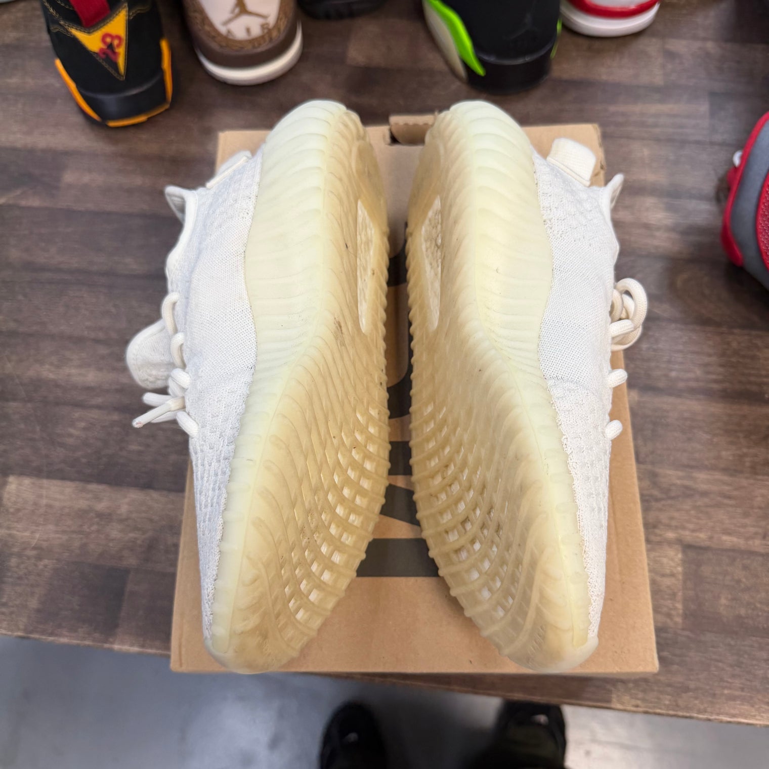 Bone Yeezy 350 (USED)