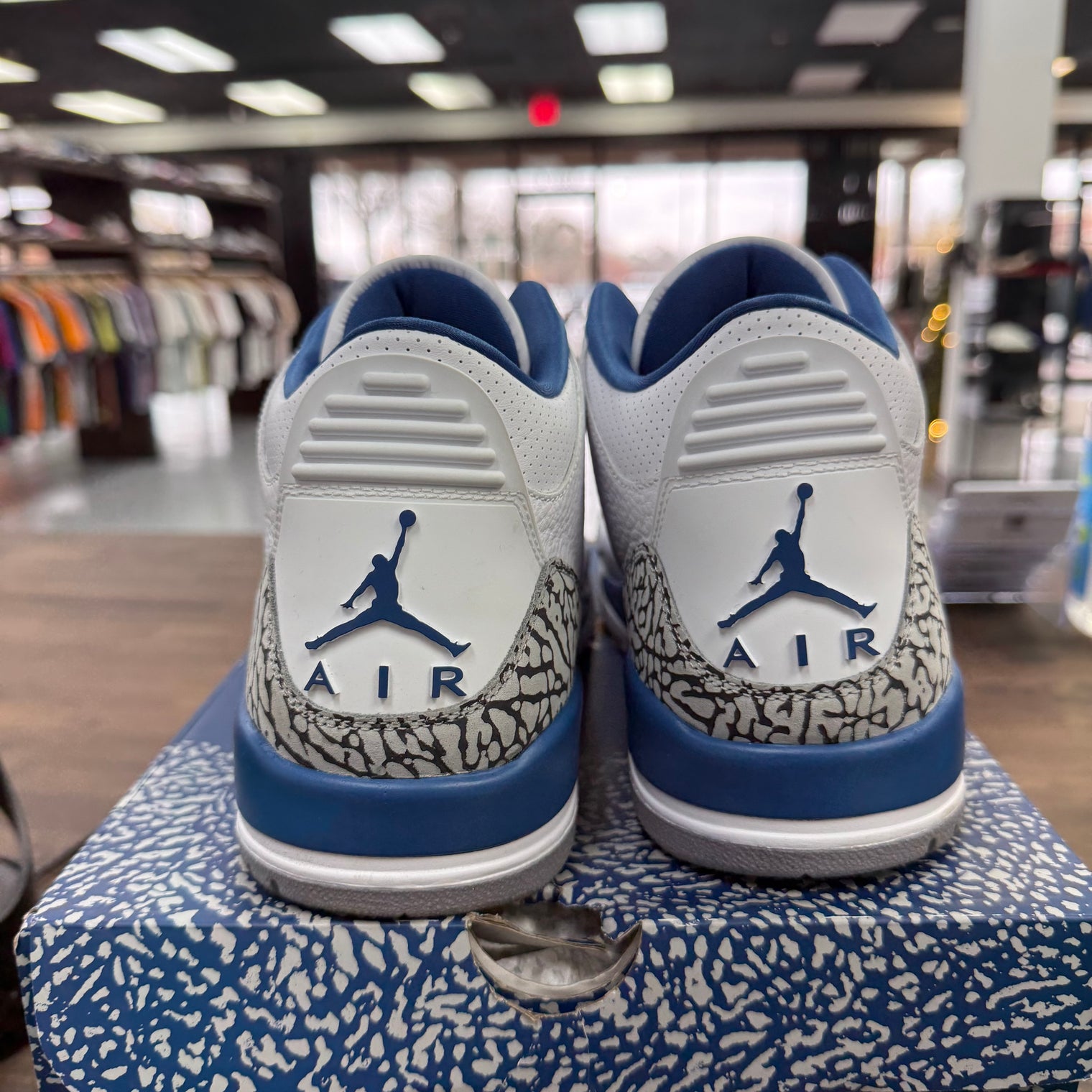 Wizards Jordan 3 Retro (USED)