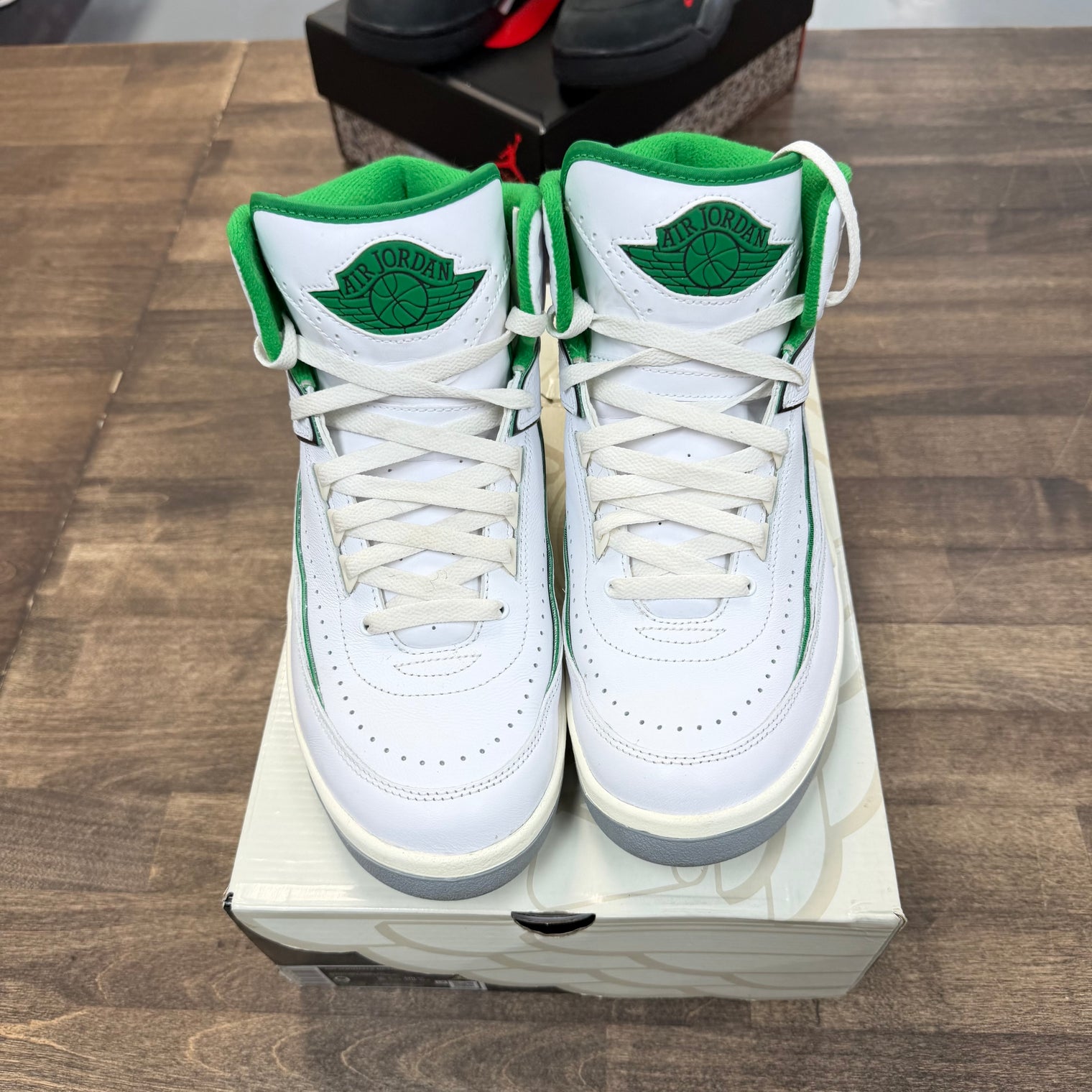 Lucky Green Jordan 2 Retro (USED)