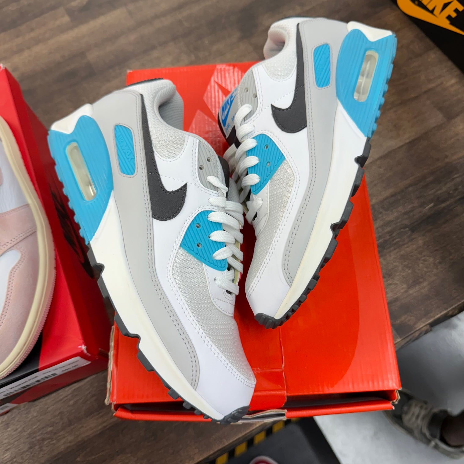 Chlorine Blue Air Max 90 (USED, Replacement Box)