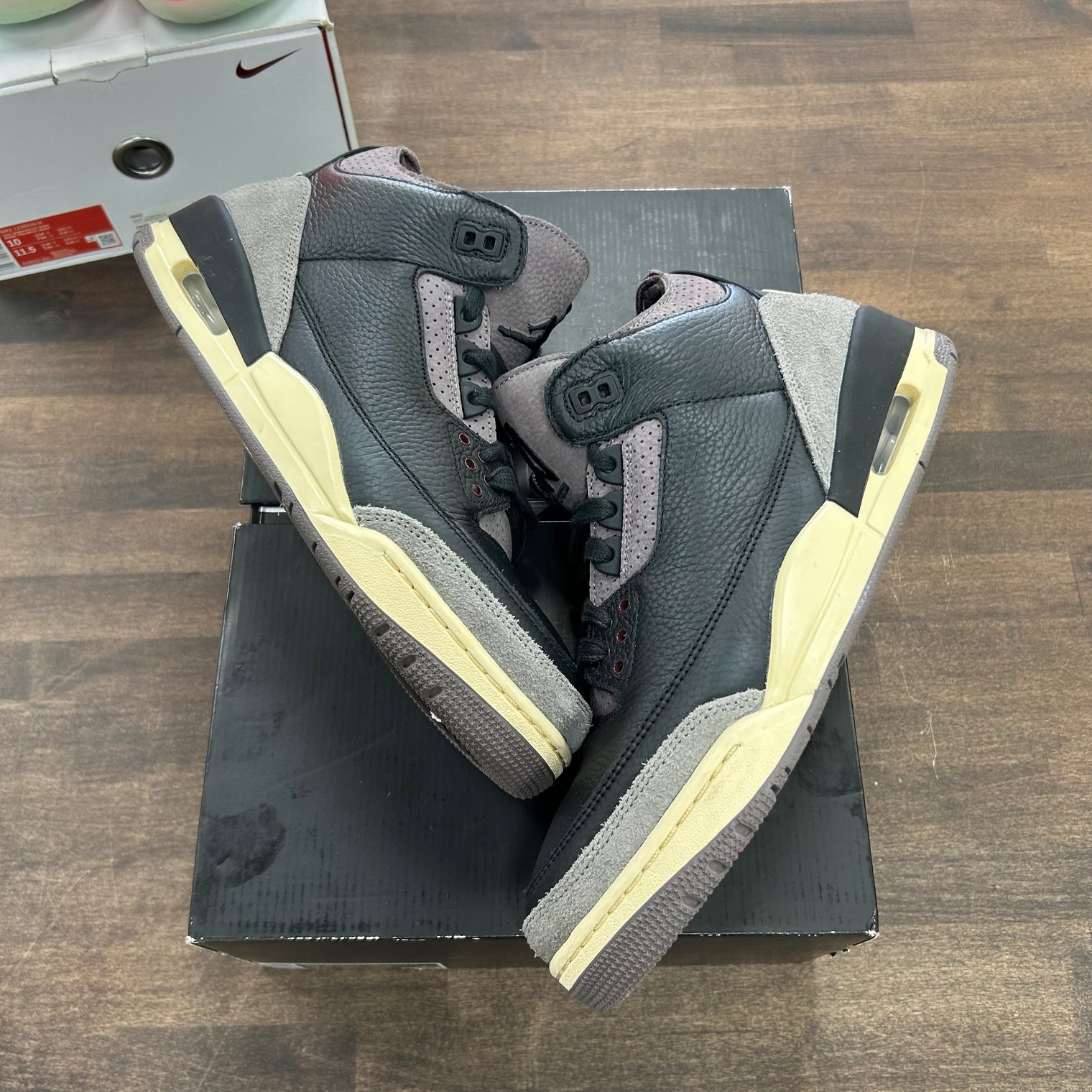 A Ma Maniere While You Were Sleeping Jordan 3 (W) (USED)