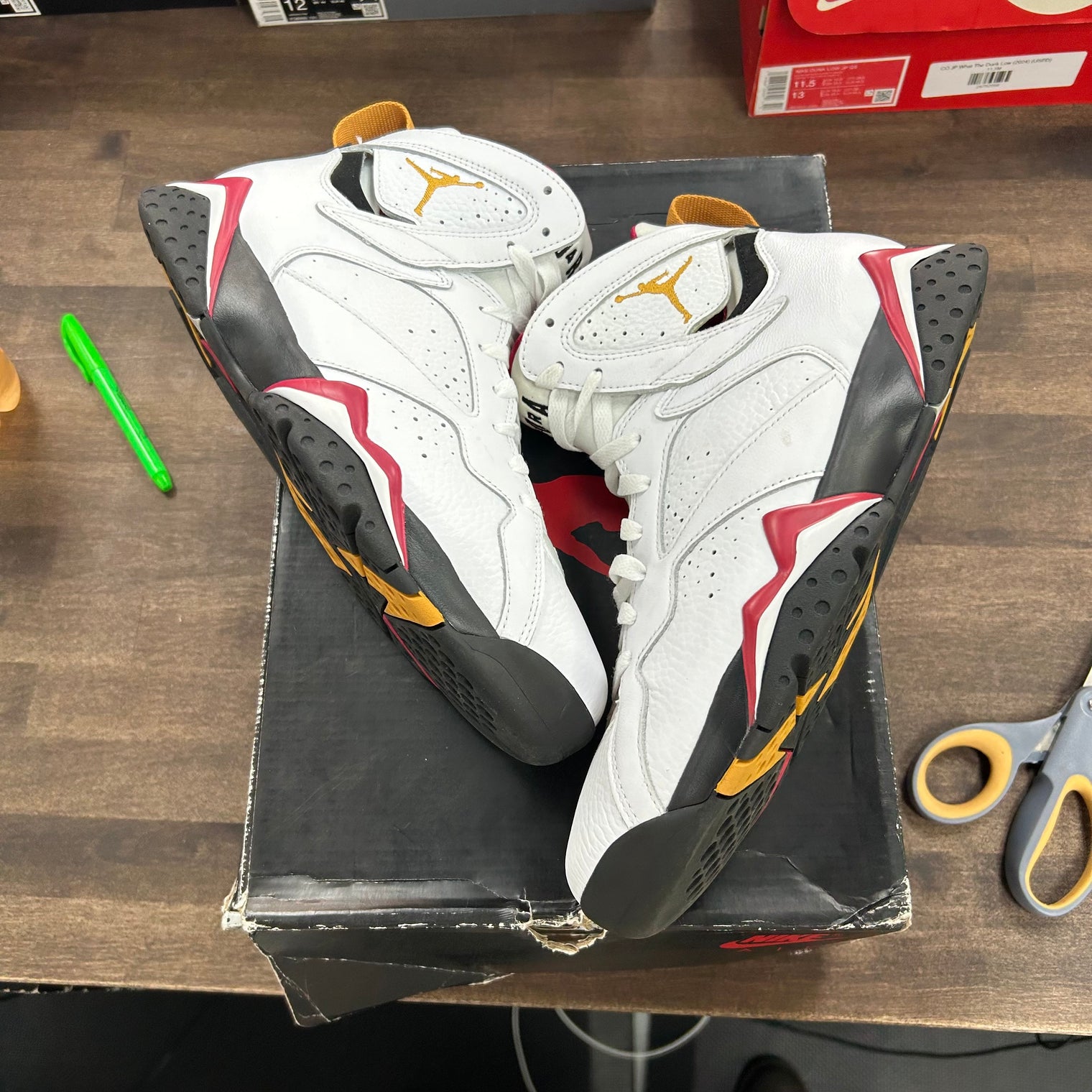 Cardinal Jordan 7 Retro (Lightly Worn)