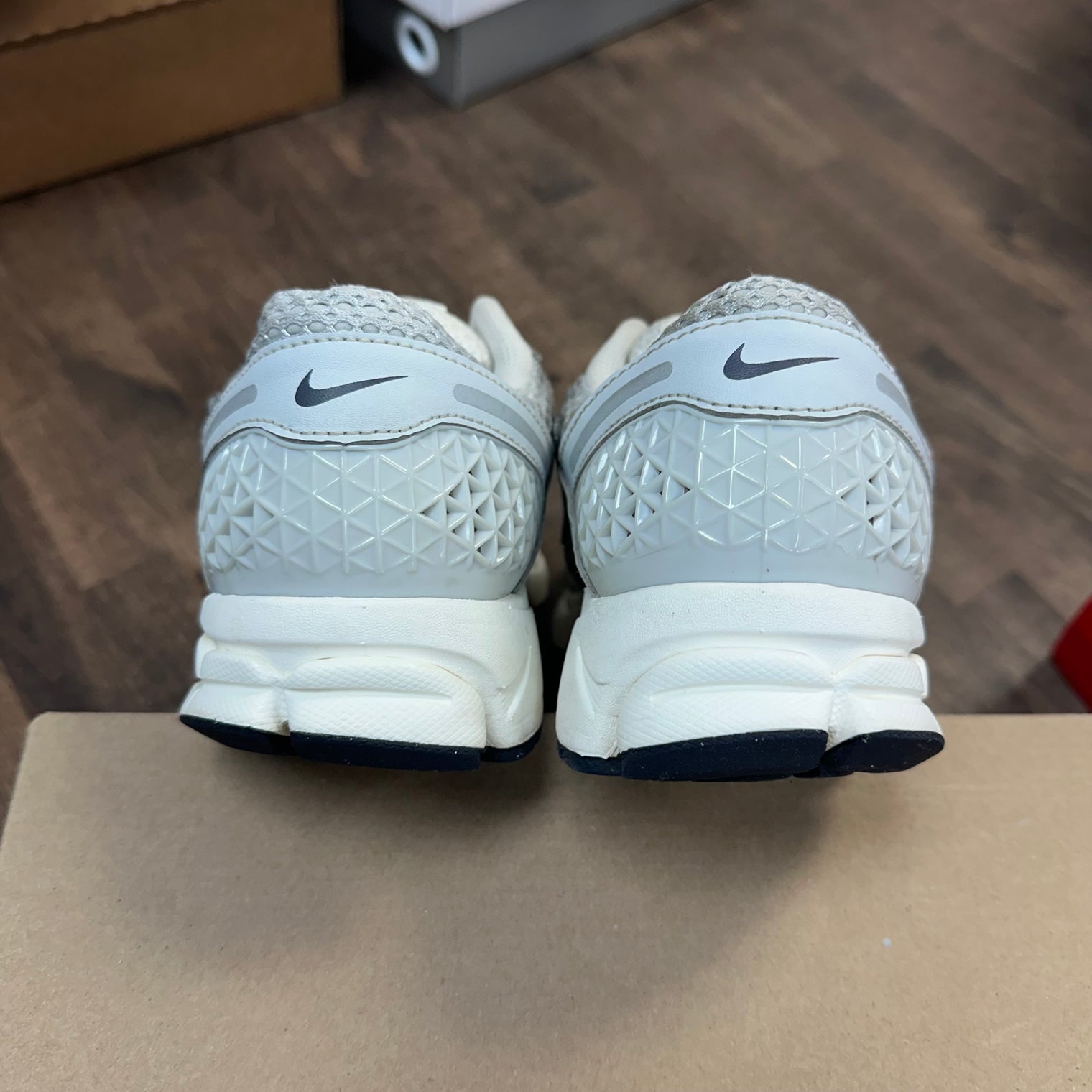 Nike Zoom Vomero 5 Photon Dust Metallic Silver (W) (USED, No Box)