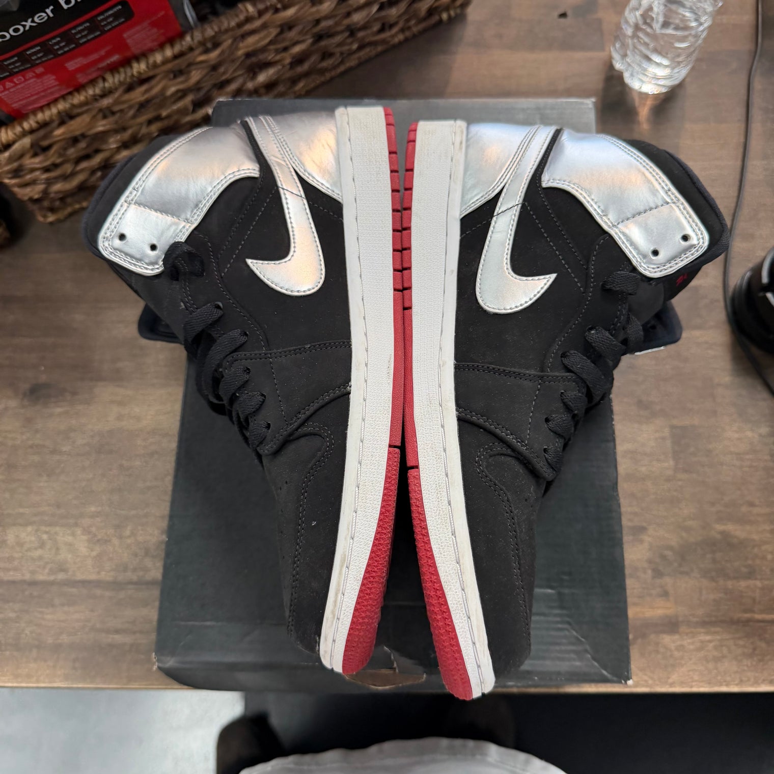 Johnny Kilroy Jordan 1 Mid (USED)
