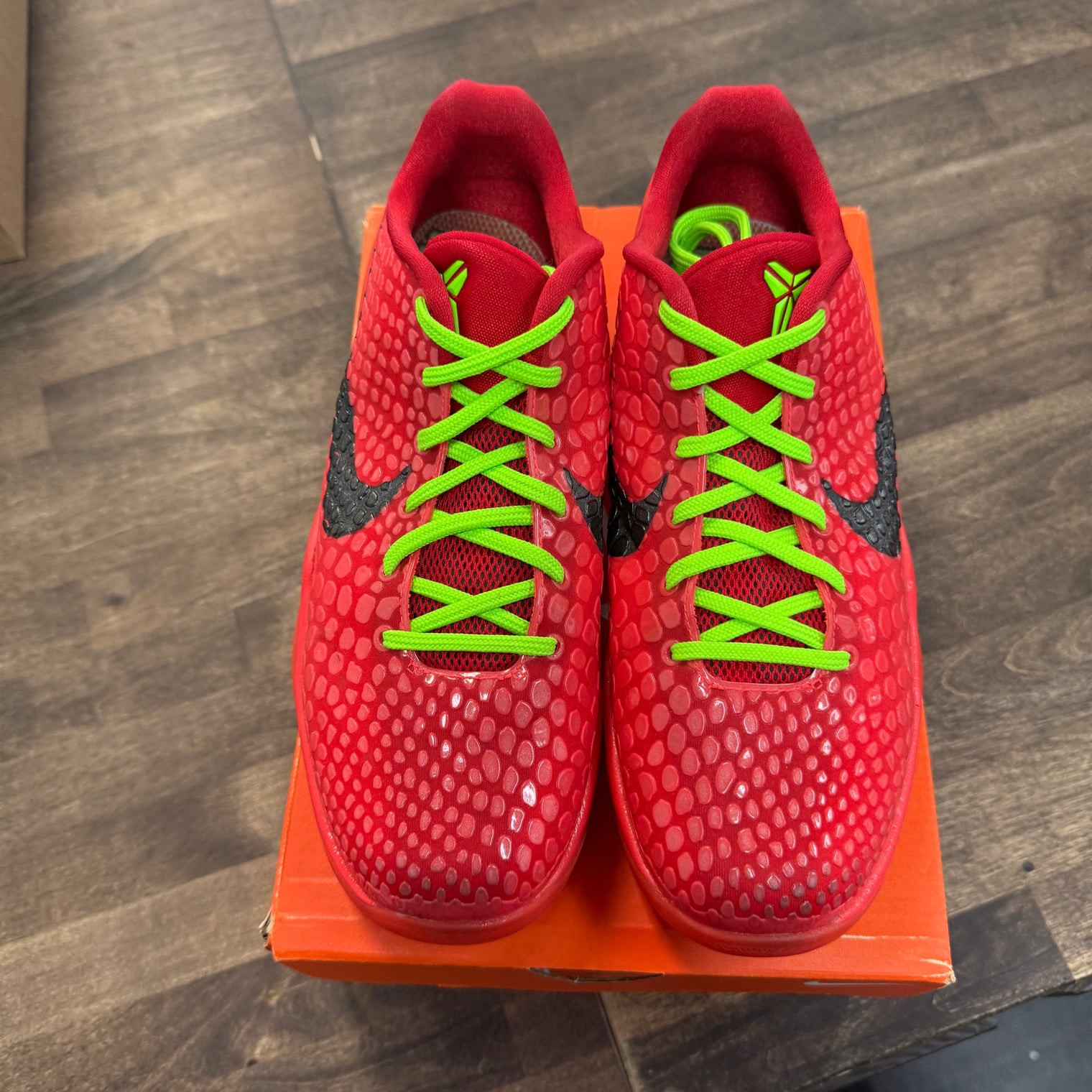 (GS) Reverse Grinch Kobe 6 Protro (USED)