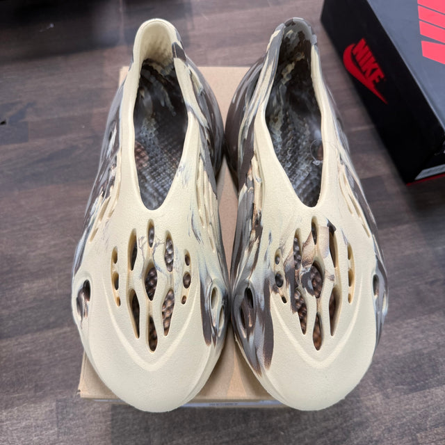 MX Cream Clay Adidas Yeezy Foam RNNR (Lightly Worn)