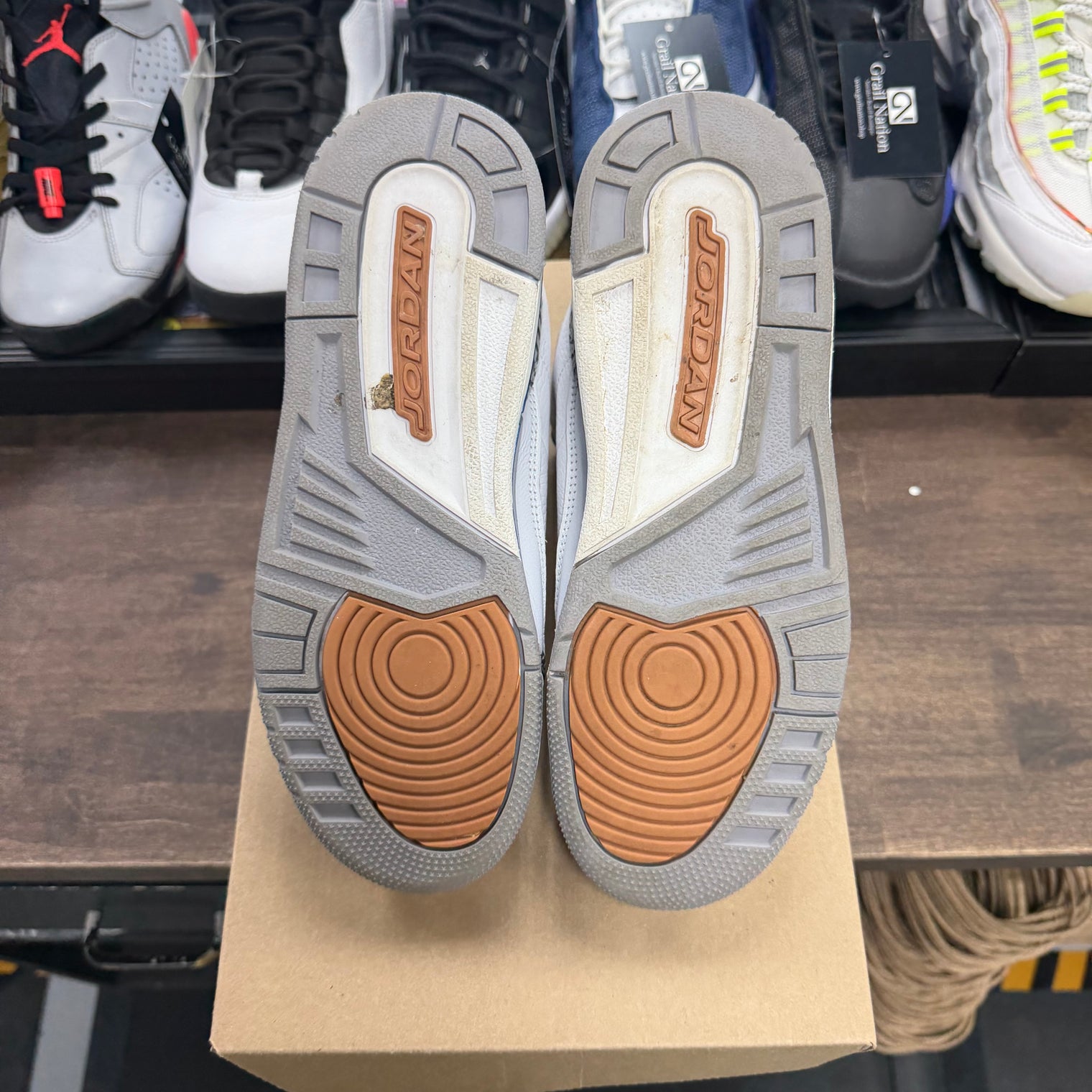 Wizards Jordan 3 (GS) (USED, No Box)