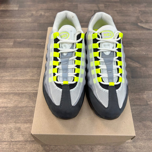 OG Neon Air Max 95 (GS) (USED, No Box)