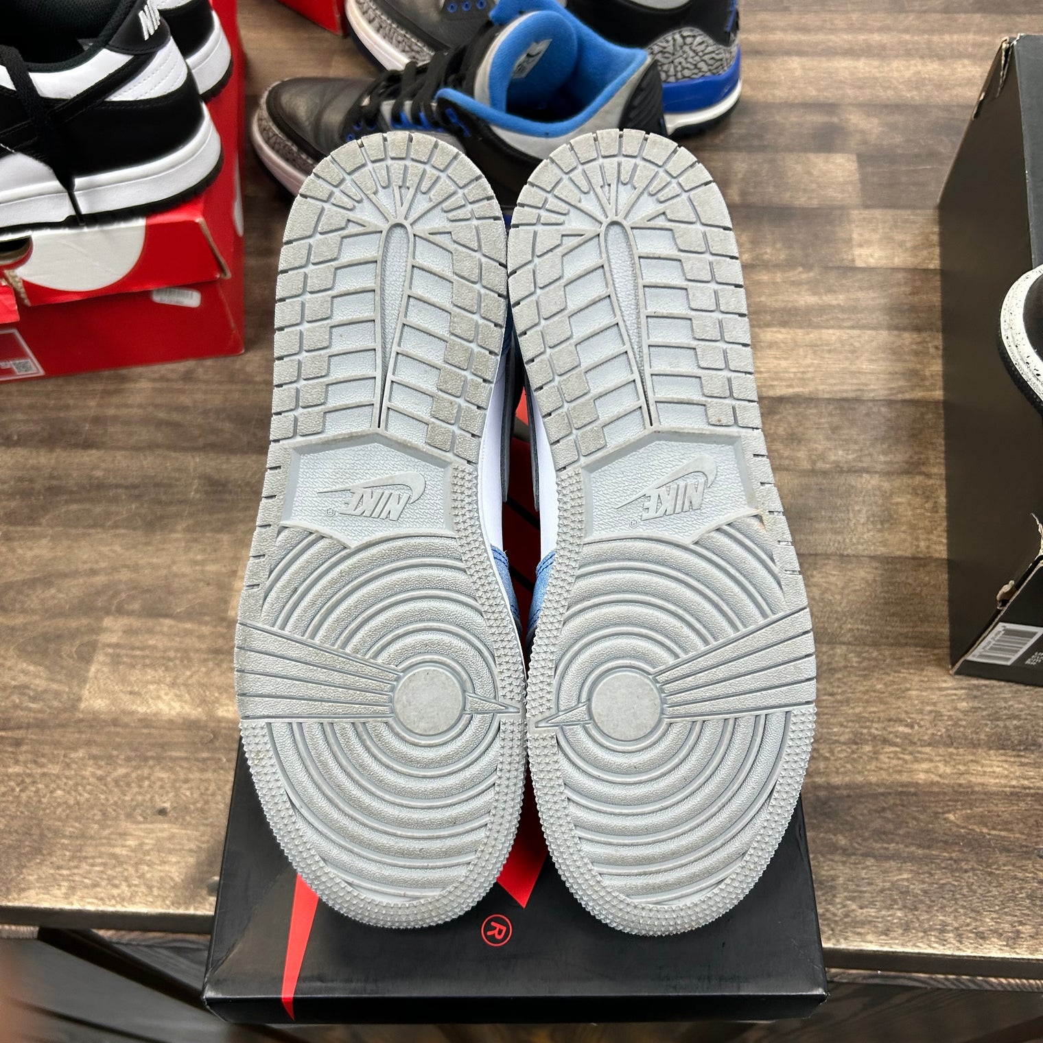 Hyper Royal Smoke Grey Jordan 1 High (GS) (USED)