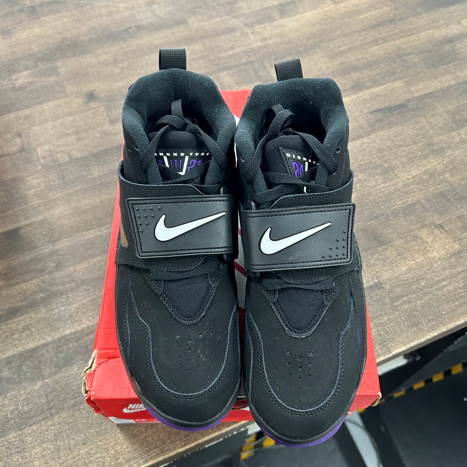 Ravens Nike Air Diamond Turf (2025) (USED)