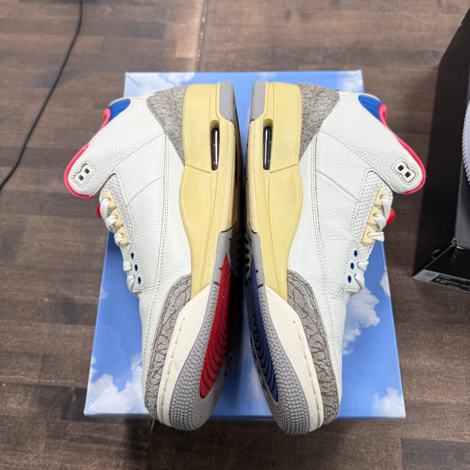 Jordan 3 Retro Seoul 2.0 (US 12.5) (USED)