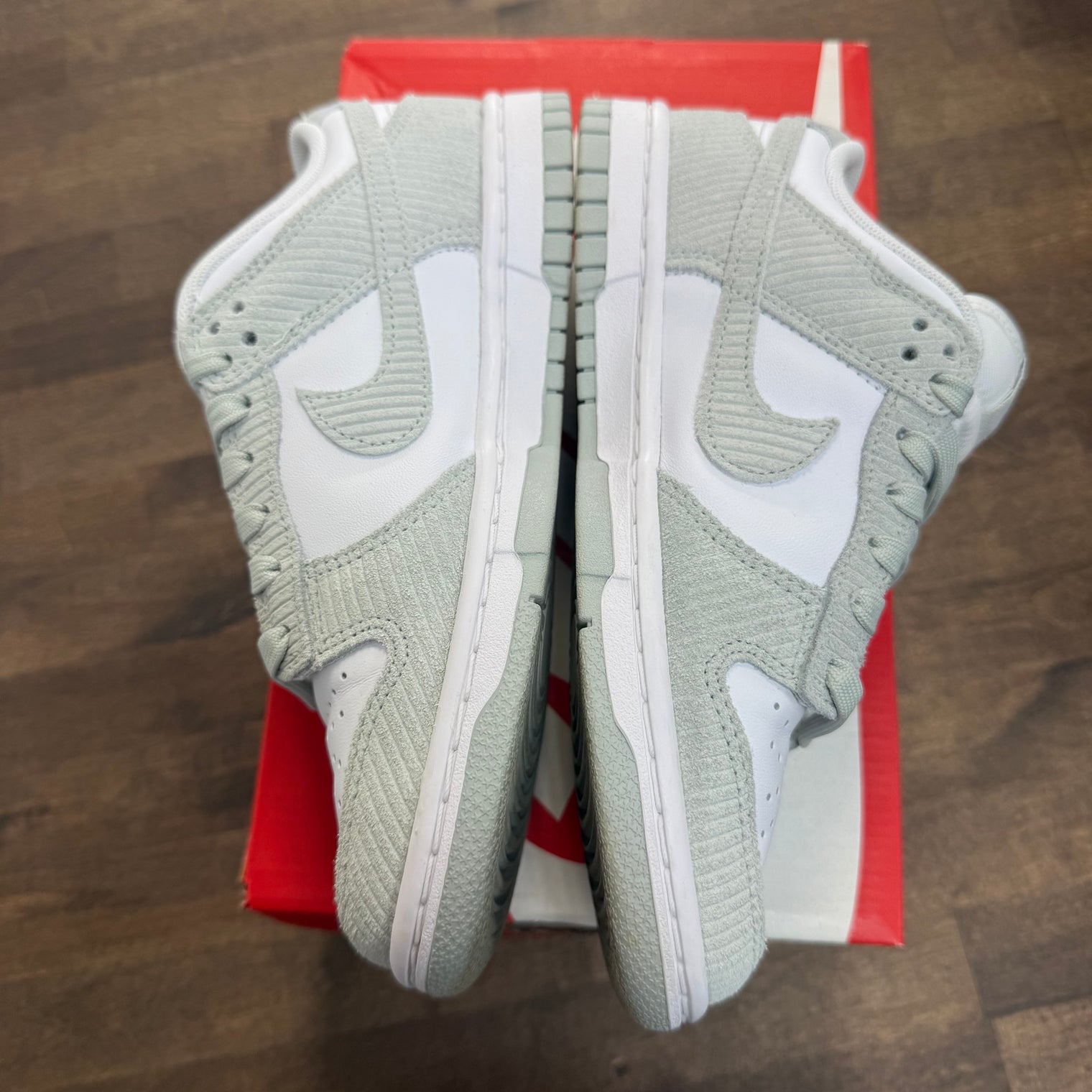 (W) Corduroy Nike Dunk Low (USED)