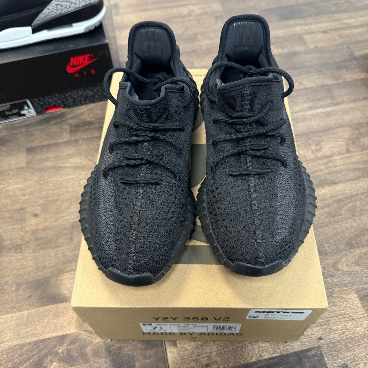 Onyx Yeezy 350 (USED)