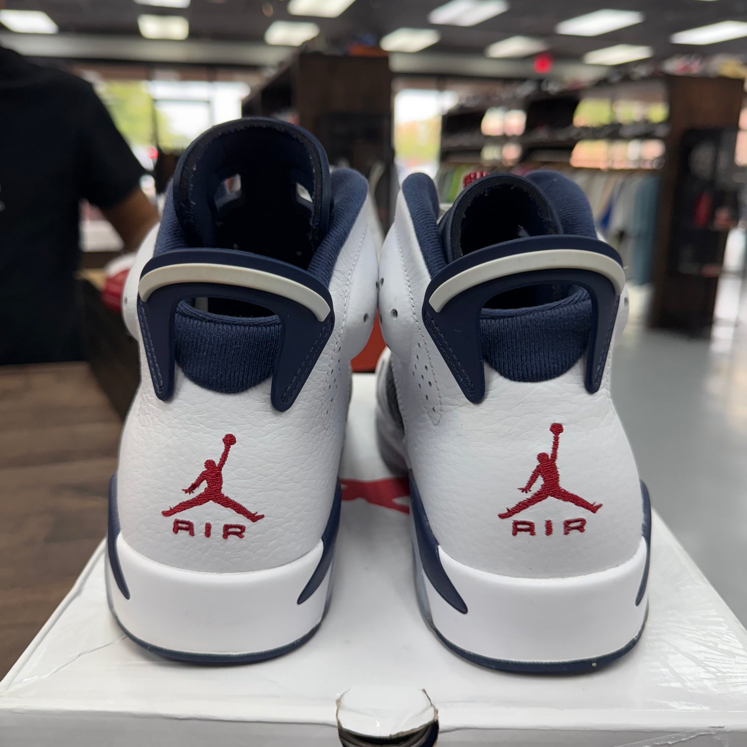 Olympic Jordan 6 (USED)