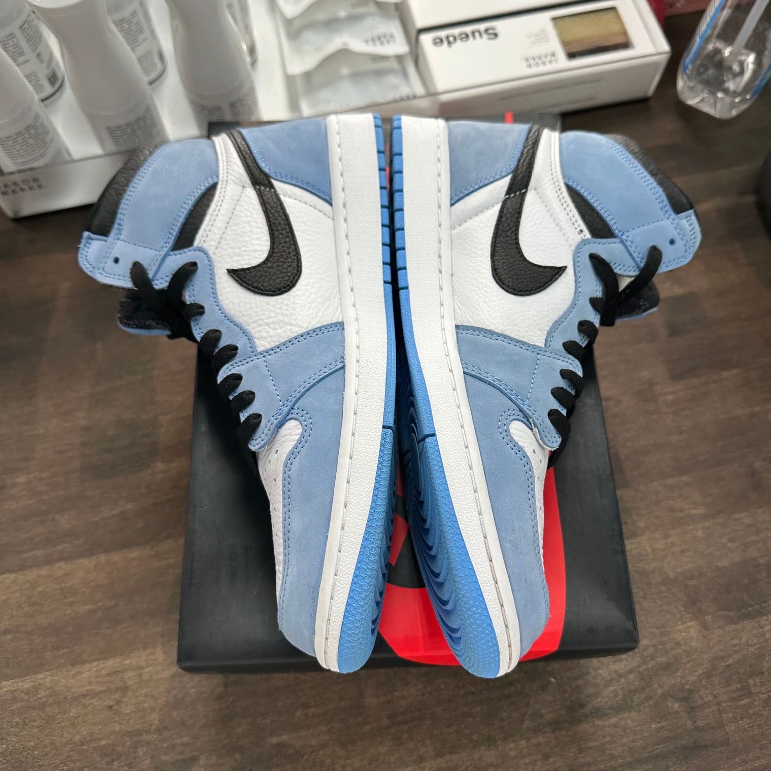 University Blue Jordan 1 High (USED)