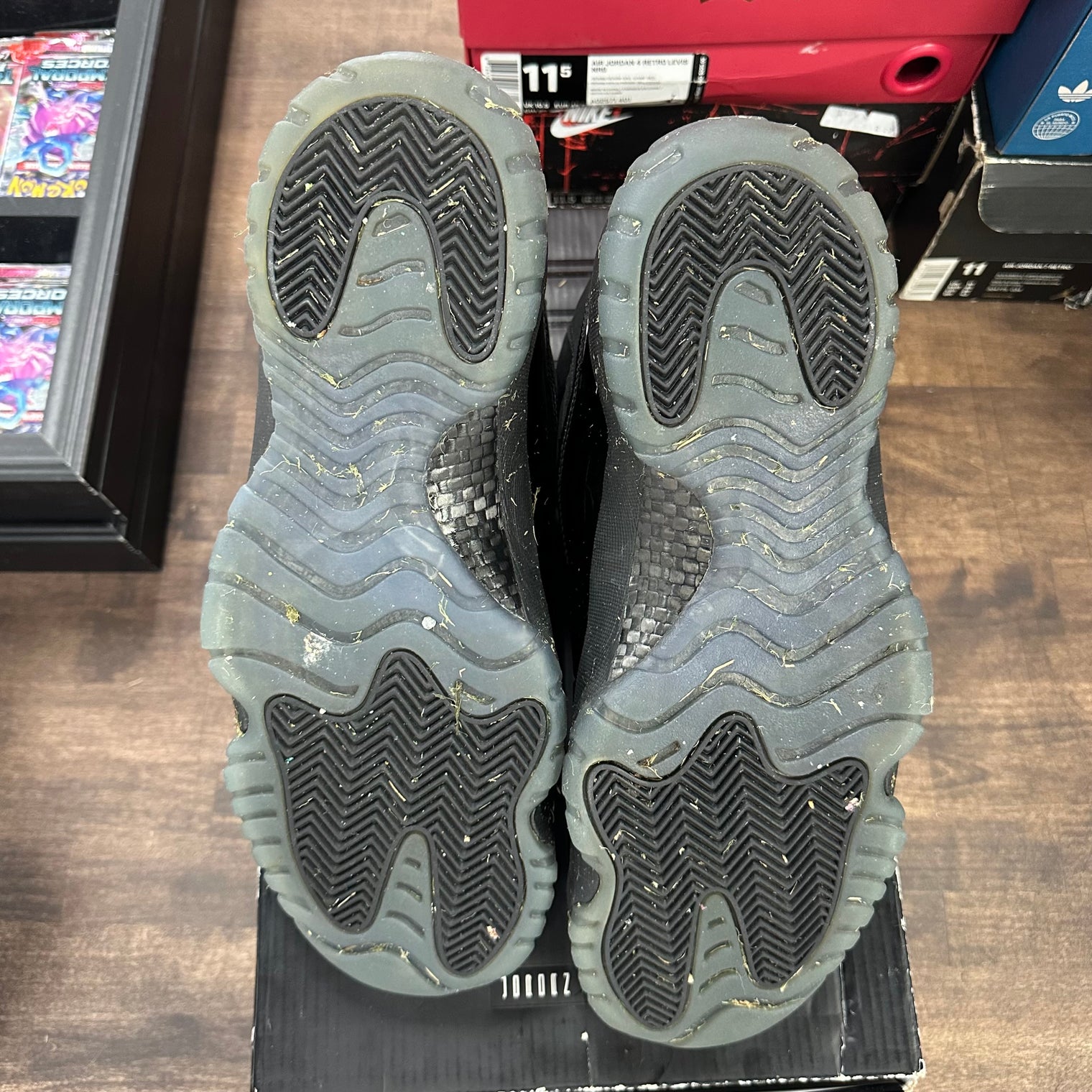 Cap and Gown Jordan 11 Retro (USED)