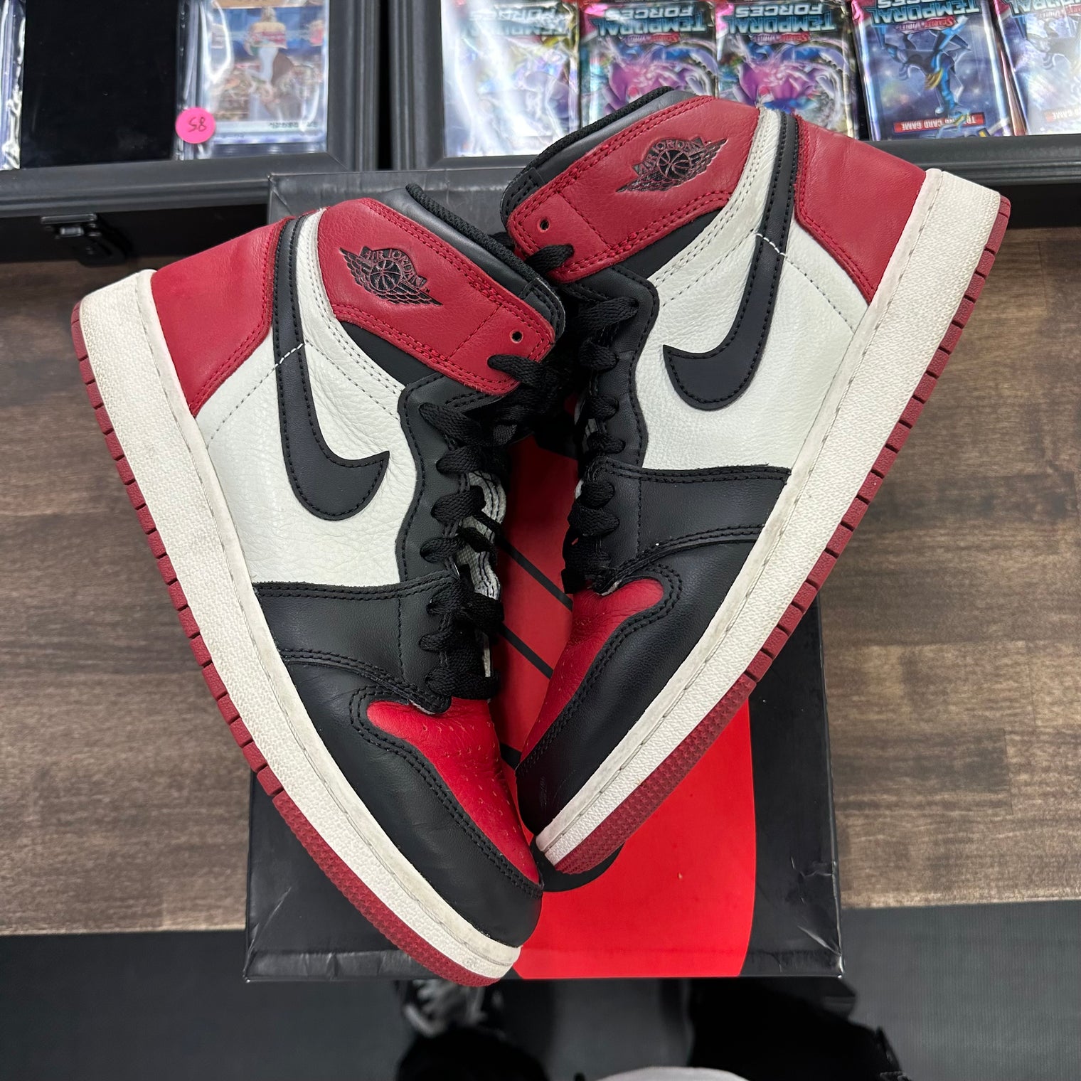 Bred Toe Jordan 1 High (GS) (USED, no insoles)