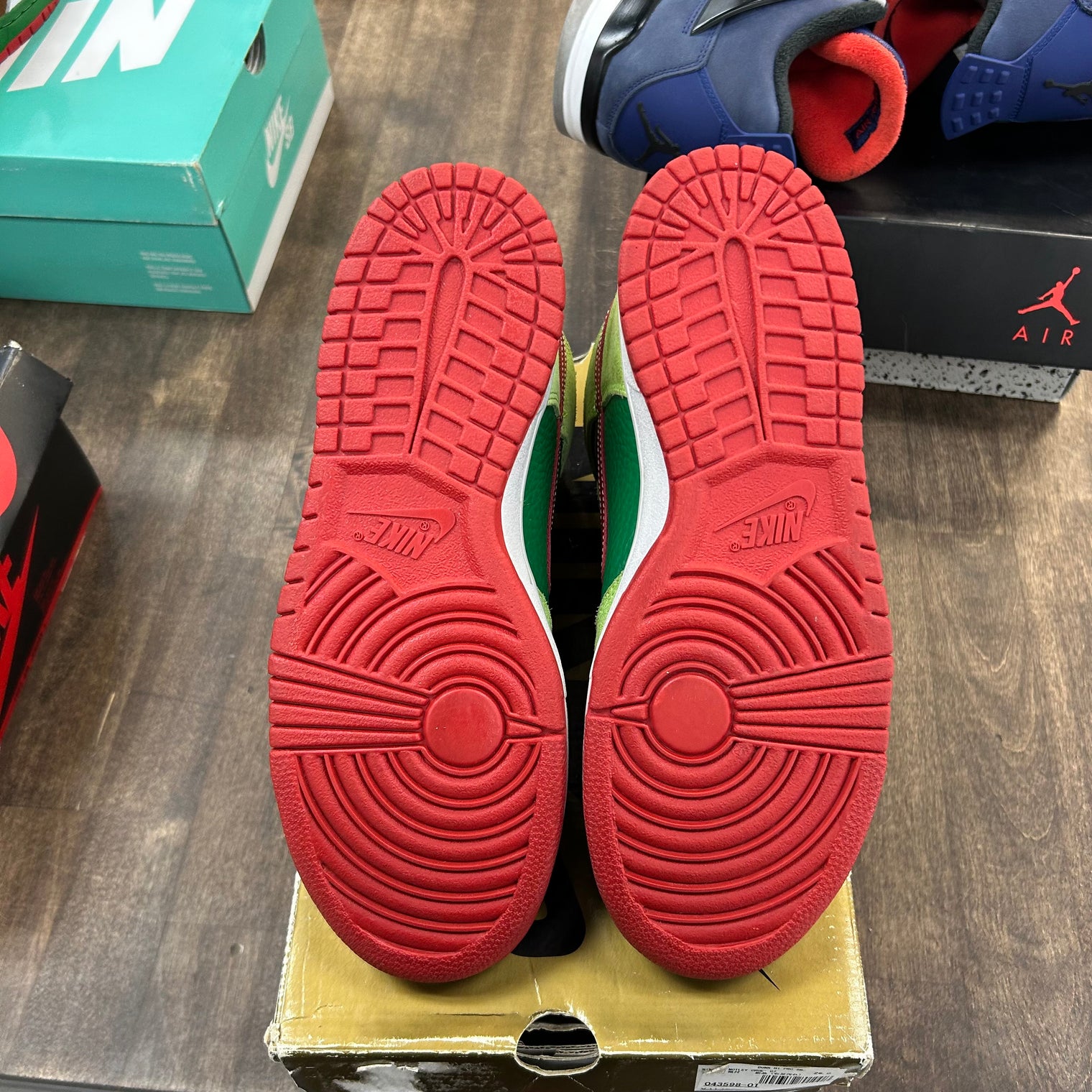 Dr. Feelgood SB Dunk High Pro