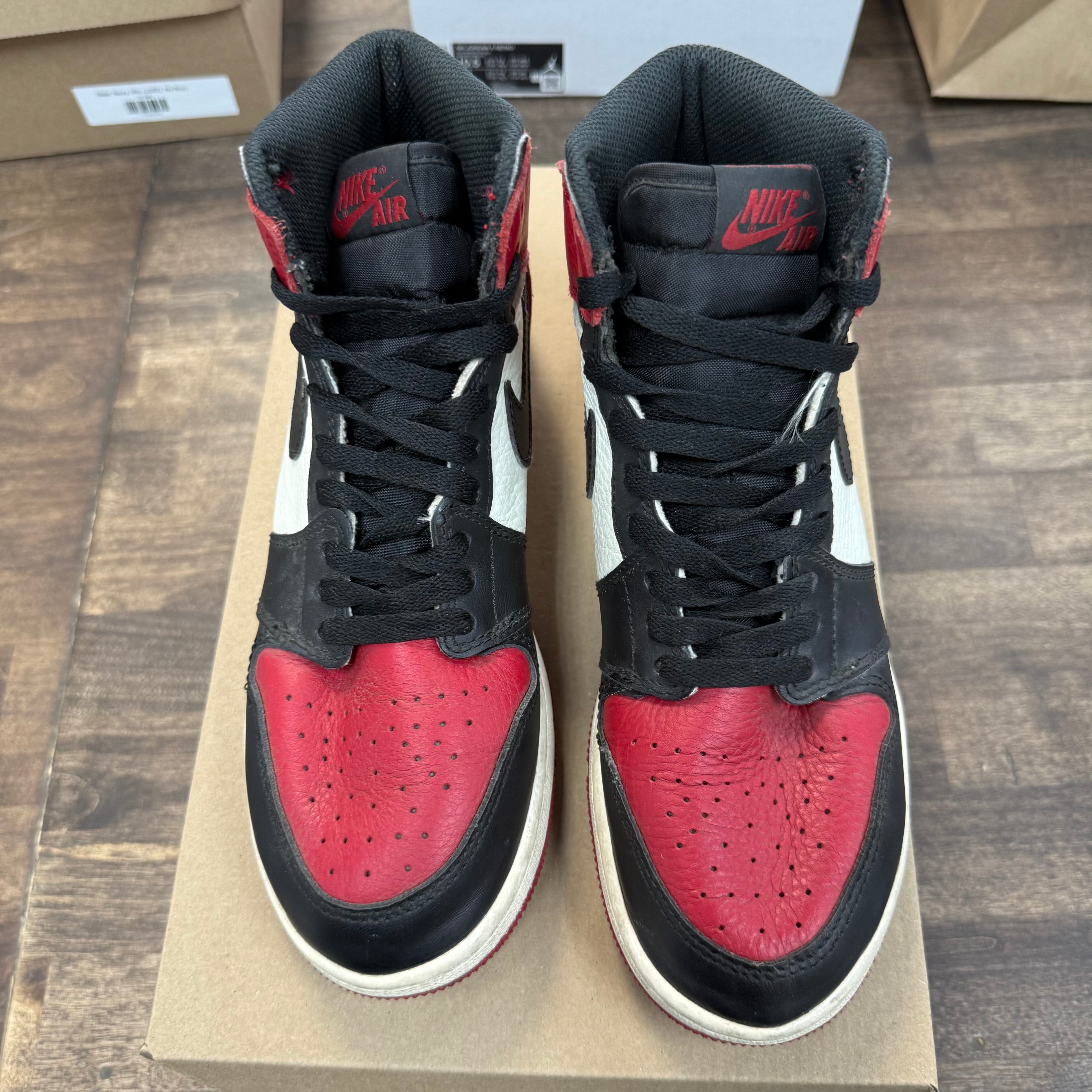 Jordan (GS) Bred Toe Jordan 1 High (USED, No Box) Size 7Y (Pre-Owned) - Image 2