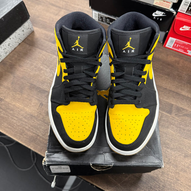 New Love Jordan 1 Retro Mid (2017) (USED)