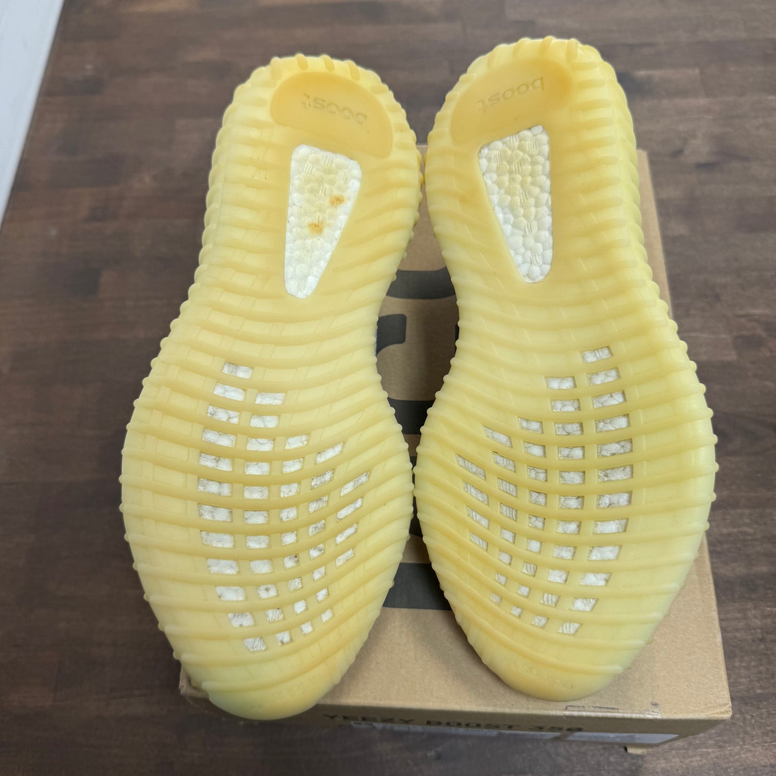 Zebra adidas Yeezy Boost 350 V2 (USED)