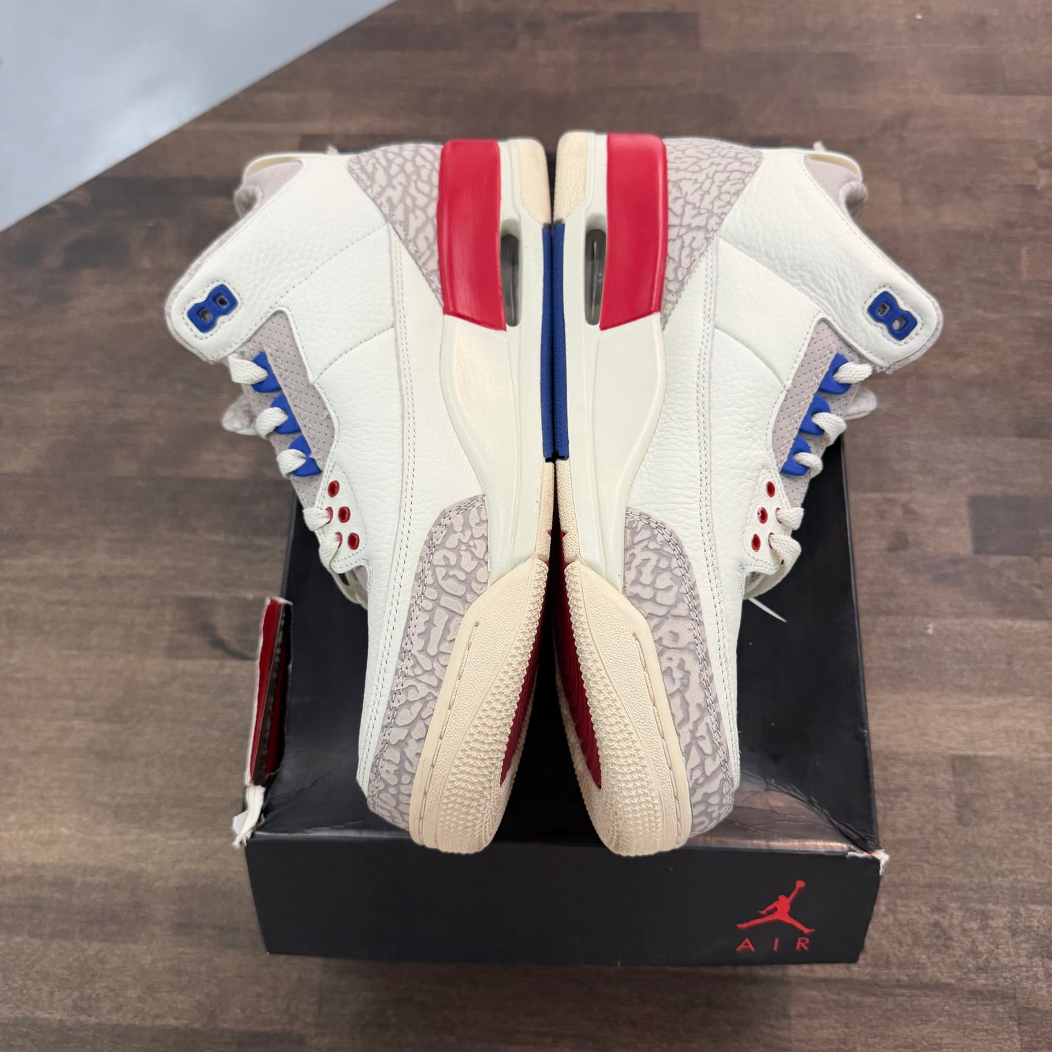 International Flight Jordan 3 Retro (USED, Replacement Box)