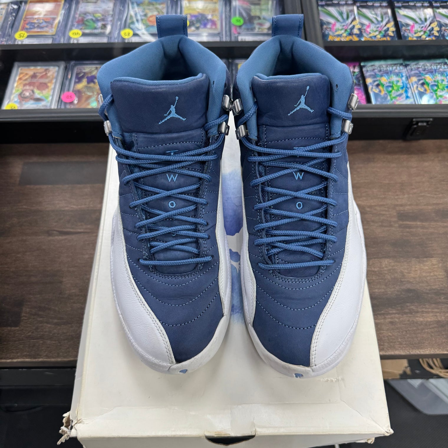 Indigo Jordan 12 Retro (USED)