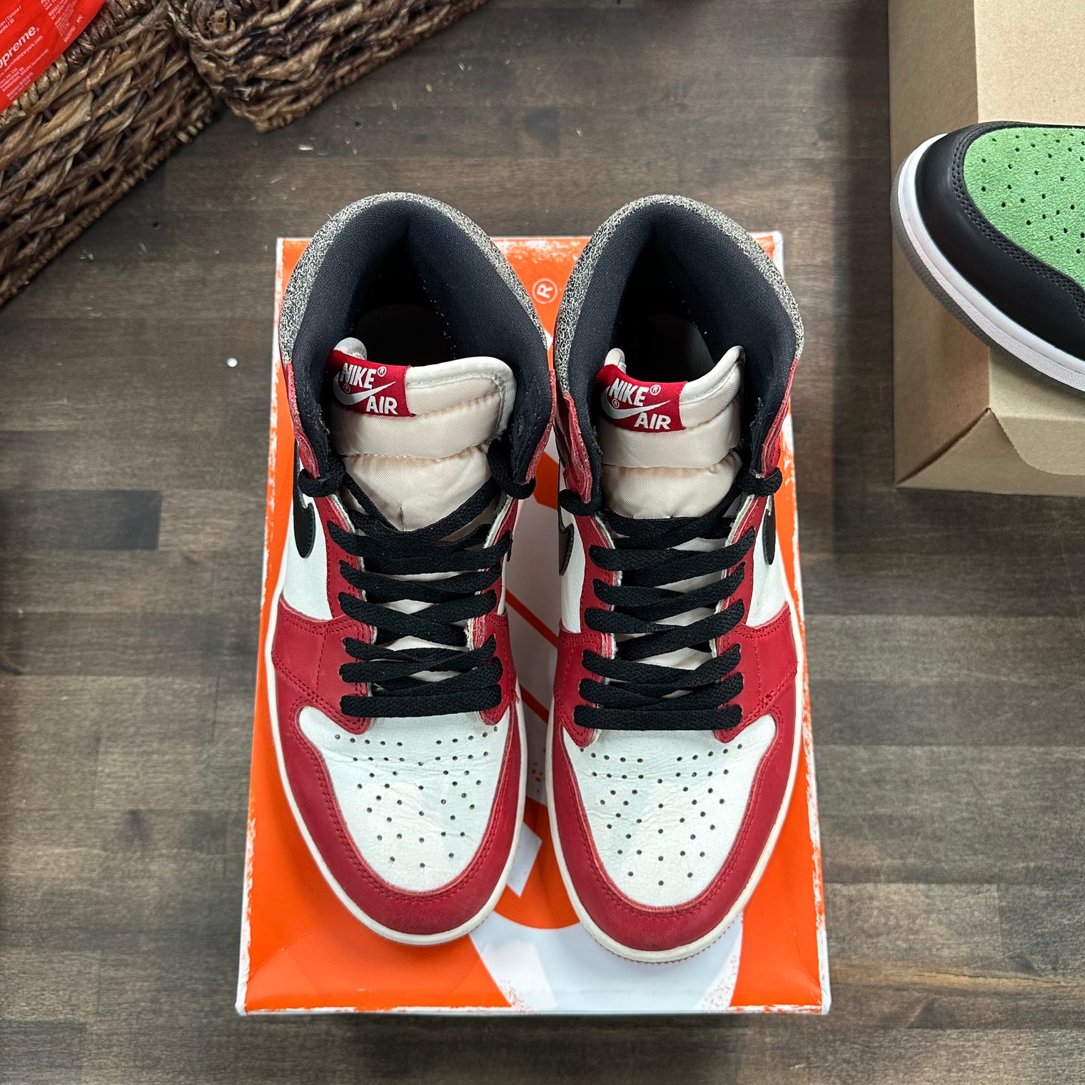 Chicago Lost and Found Jordan 1 High OG (USED)