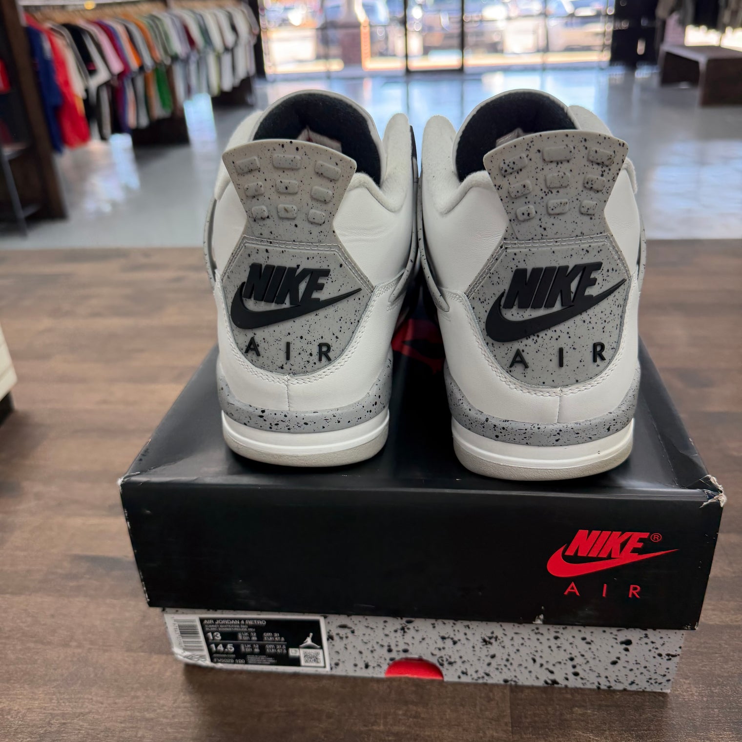 White Cement Jordan 4 Retro (2025) (USED)