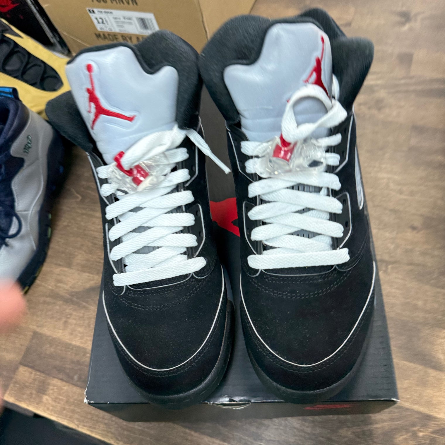 Black Metallic Jordan 5 (2025) (GS) (USED)