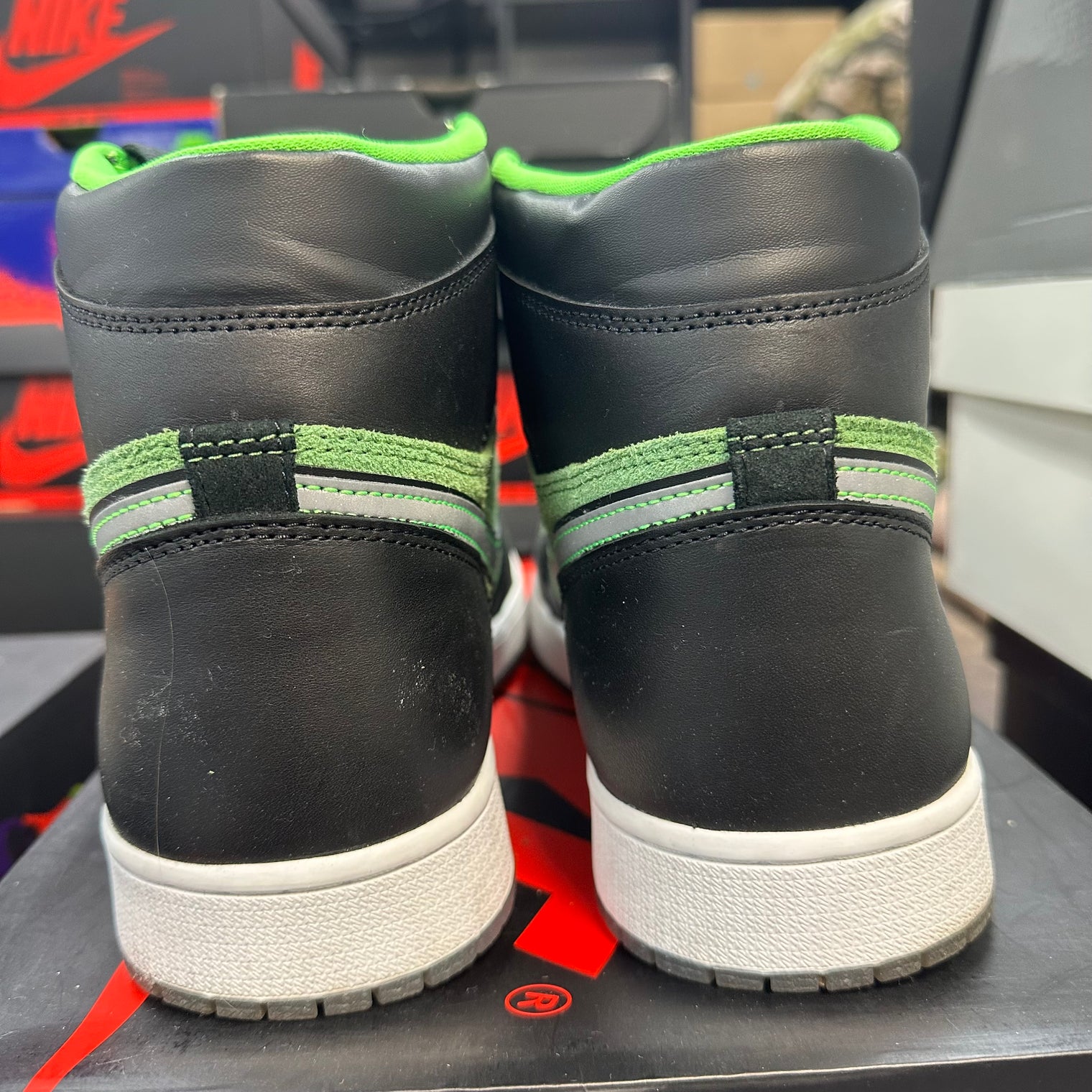Zoom Zen Green Jordan 1 Retro High (USED)
