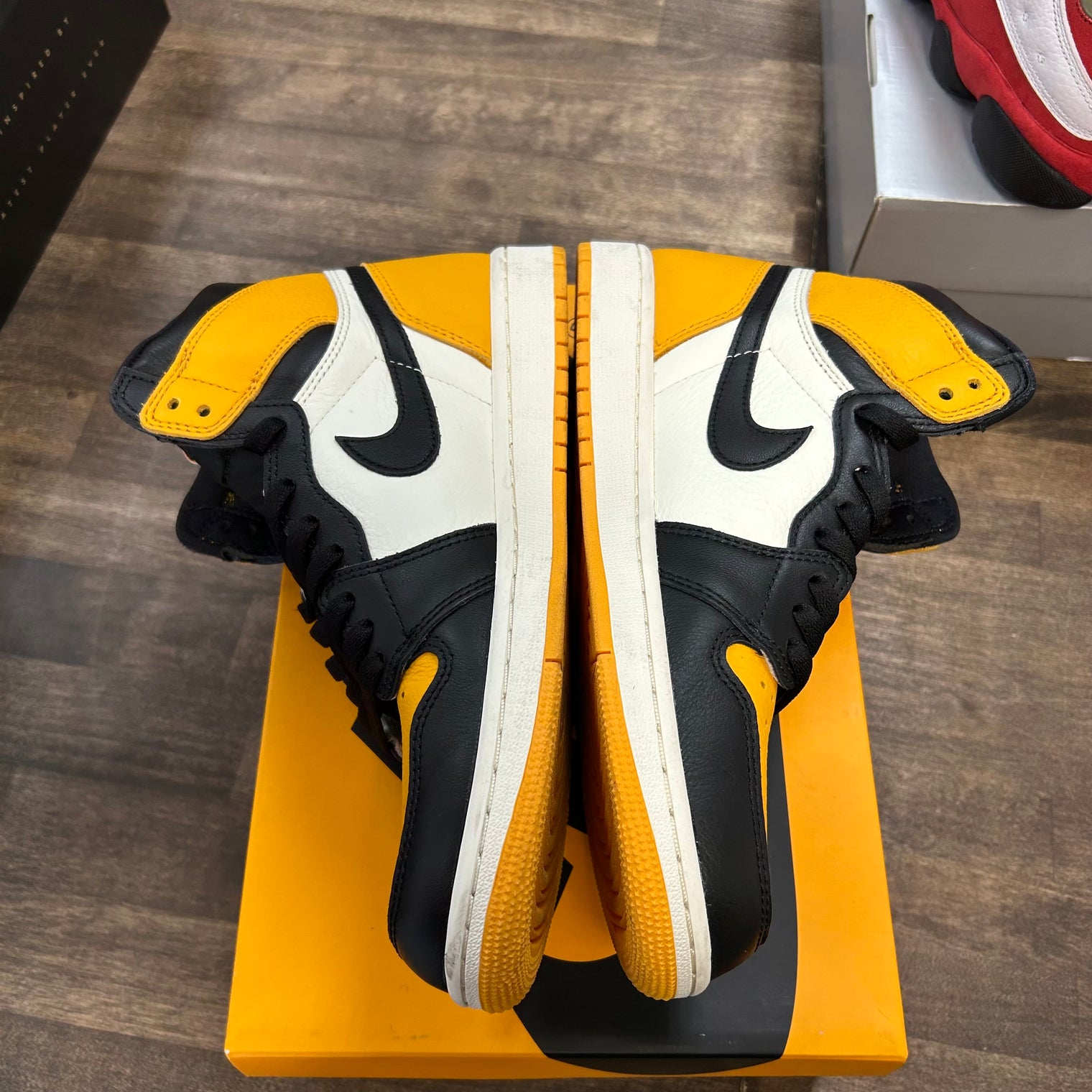 Yellow Toe Taxi Jordan 1 High Retro (USED)