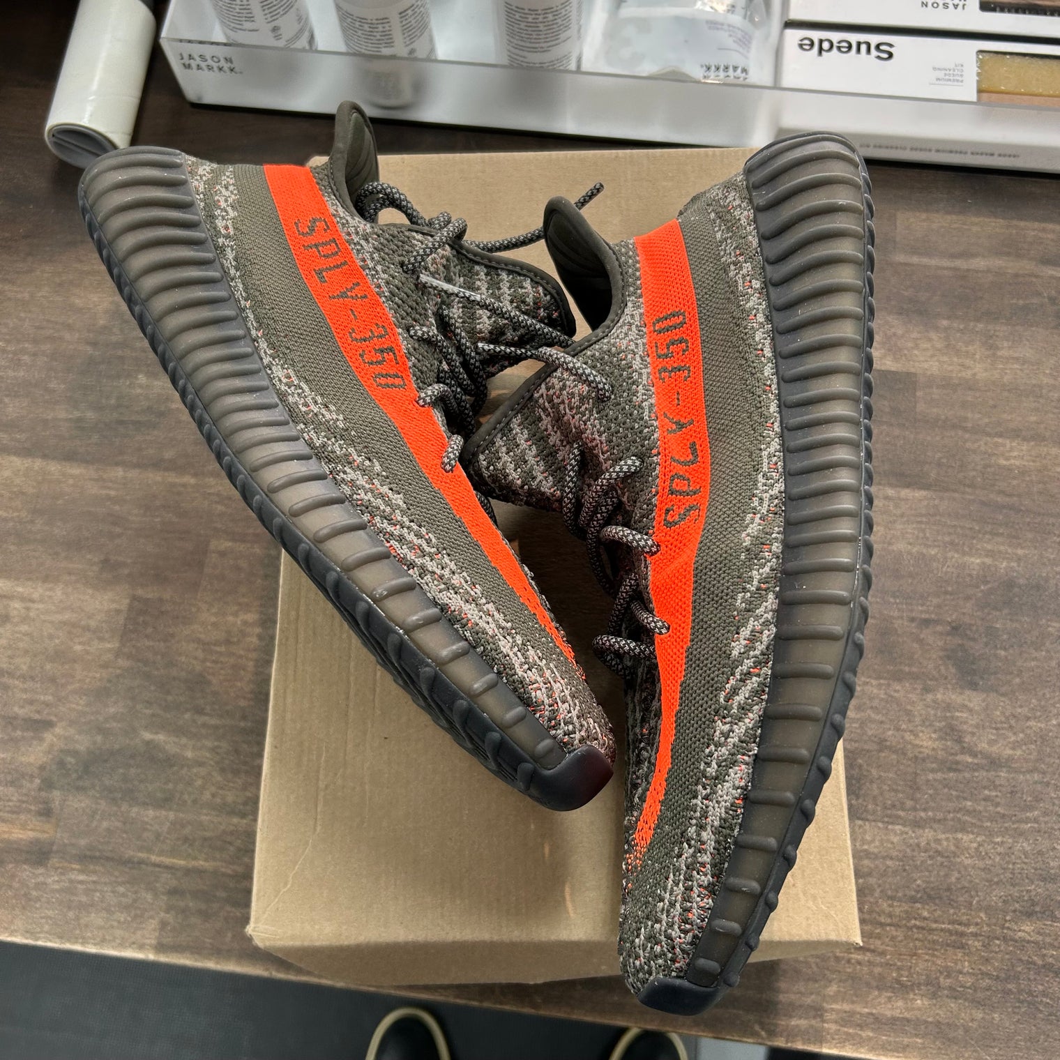Carbon Beluga Yeezy 350 (USED,No Box)