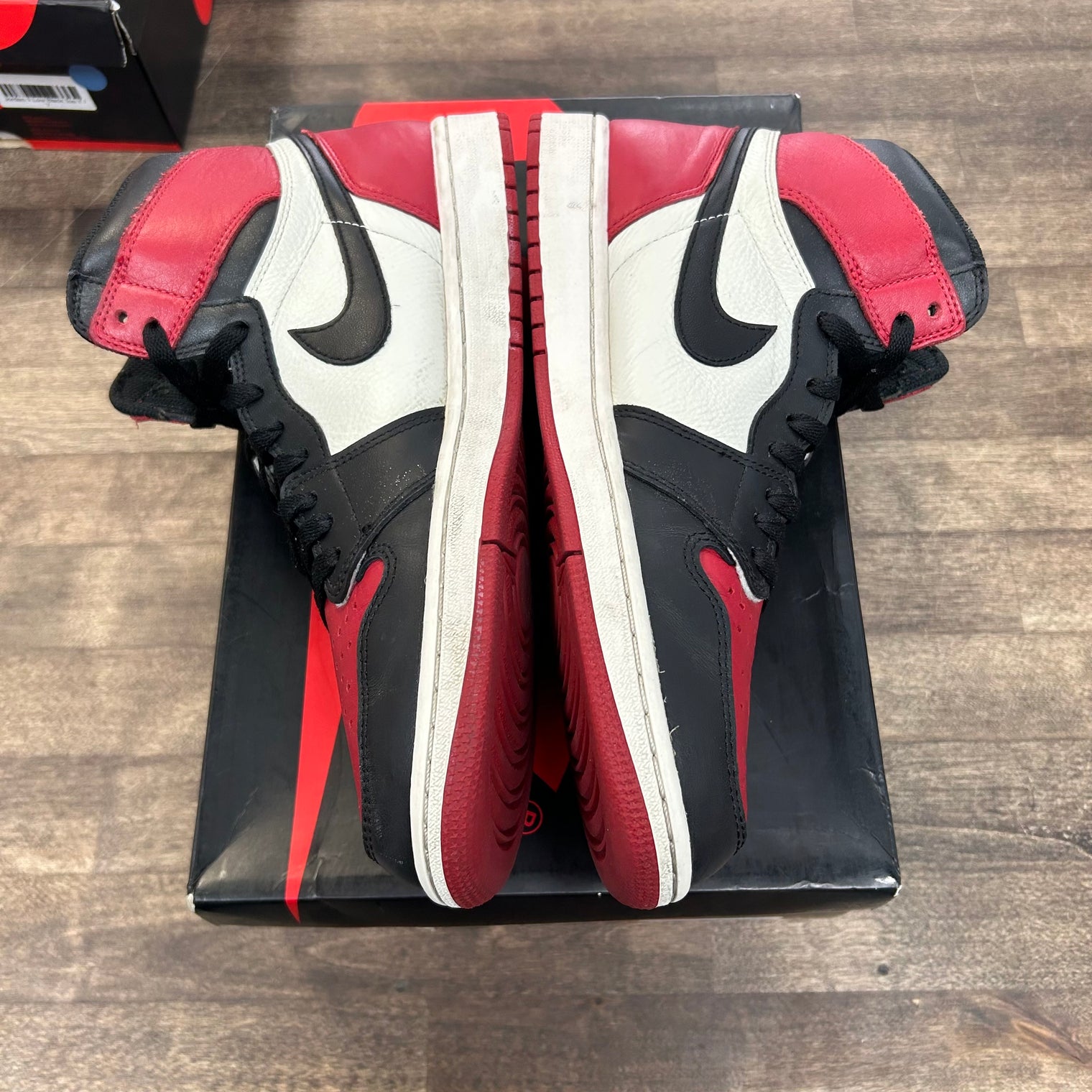 Bred Toe Jordan 1 High (USED)
