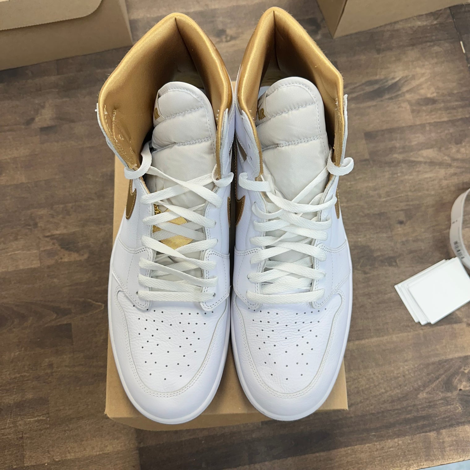 (W) Metallic Gold Jordan 1 (Used, No Box)