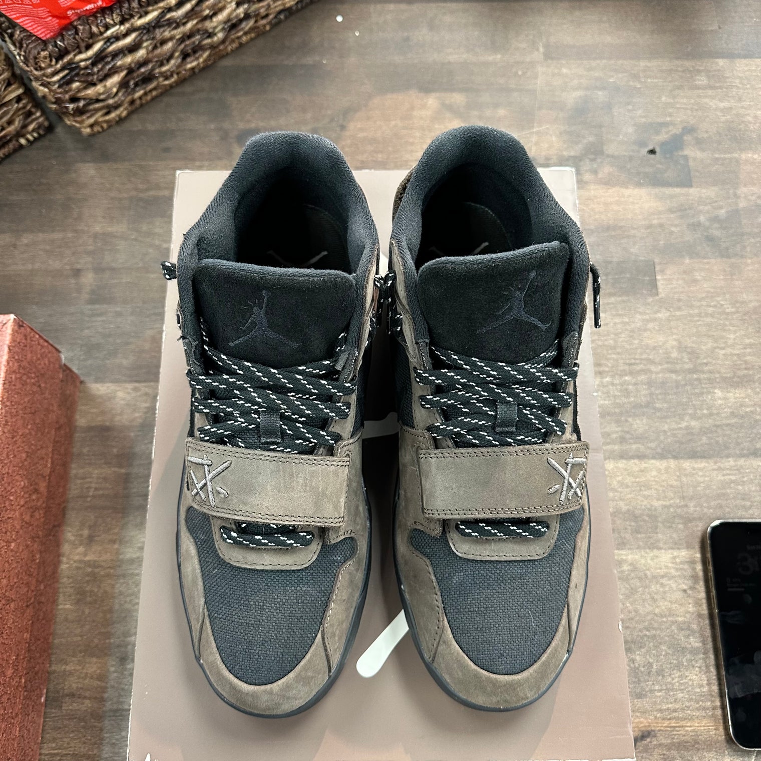 Travis Scott Dark Mocha Jordan Jumpman Jack TR (USED)