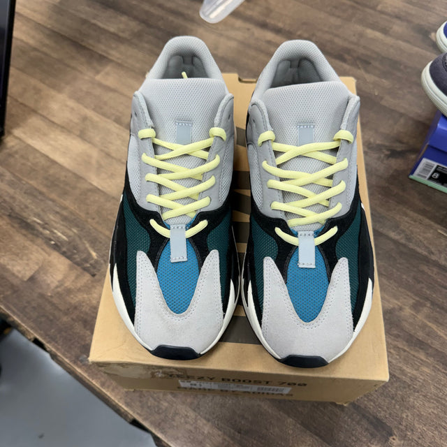Yeezy 700 Wave Runner (USED)