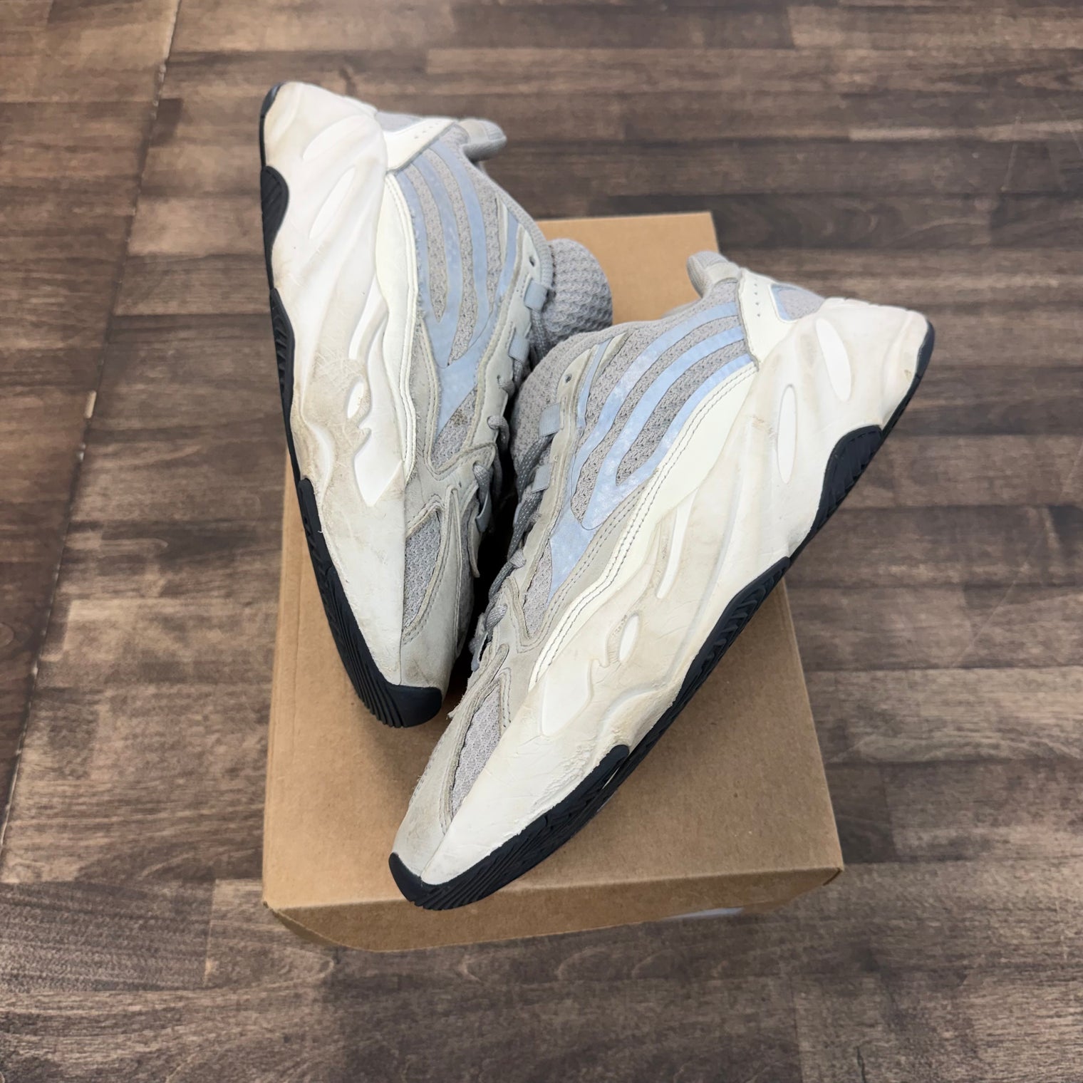 Static Yeezy 700 (USED, No Box)