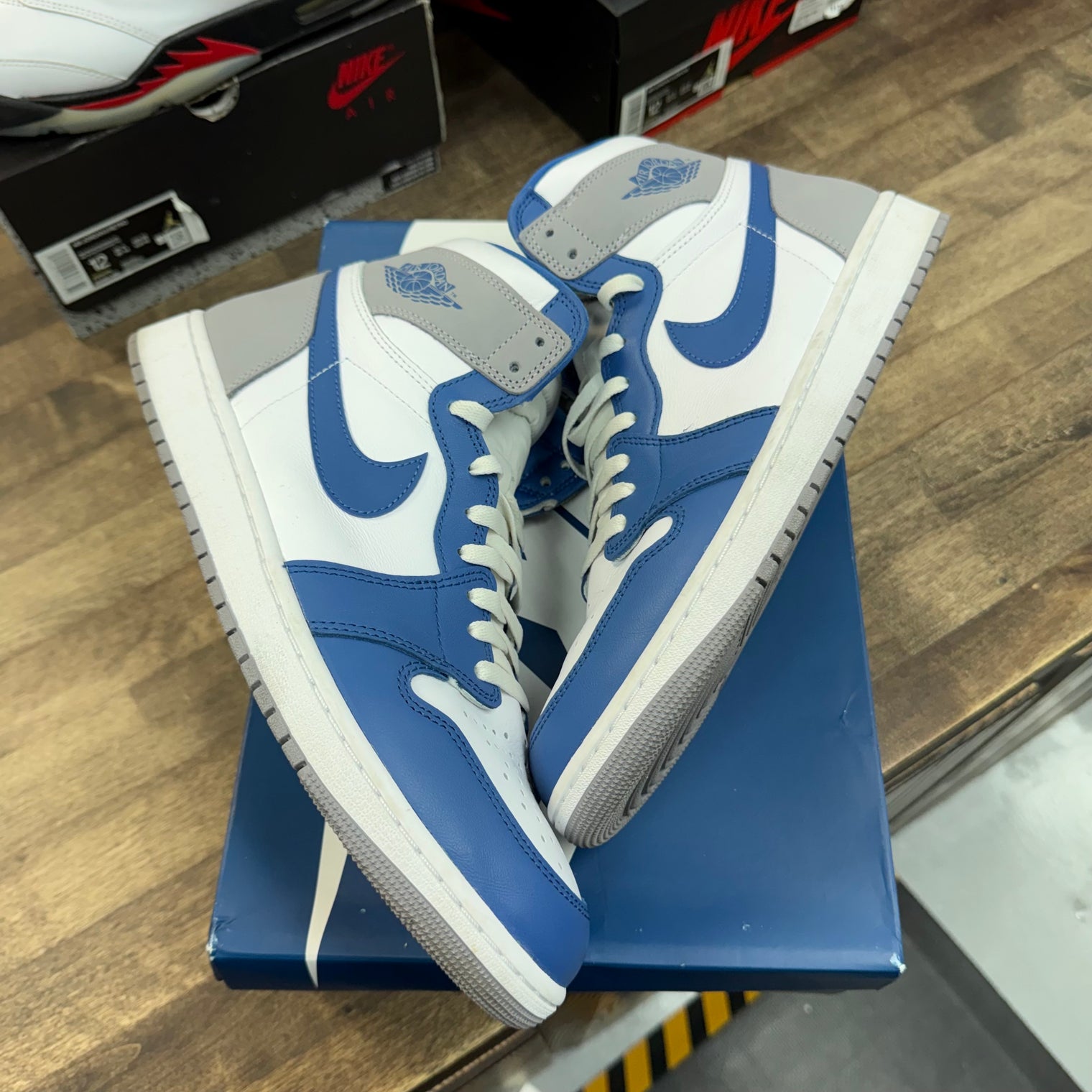 True Blue Jordan 1 High OG (USED)