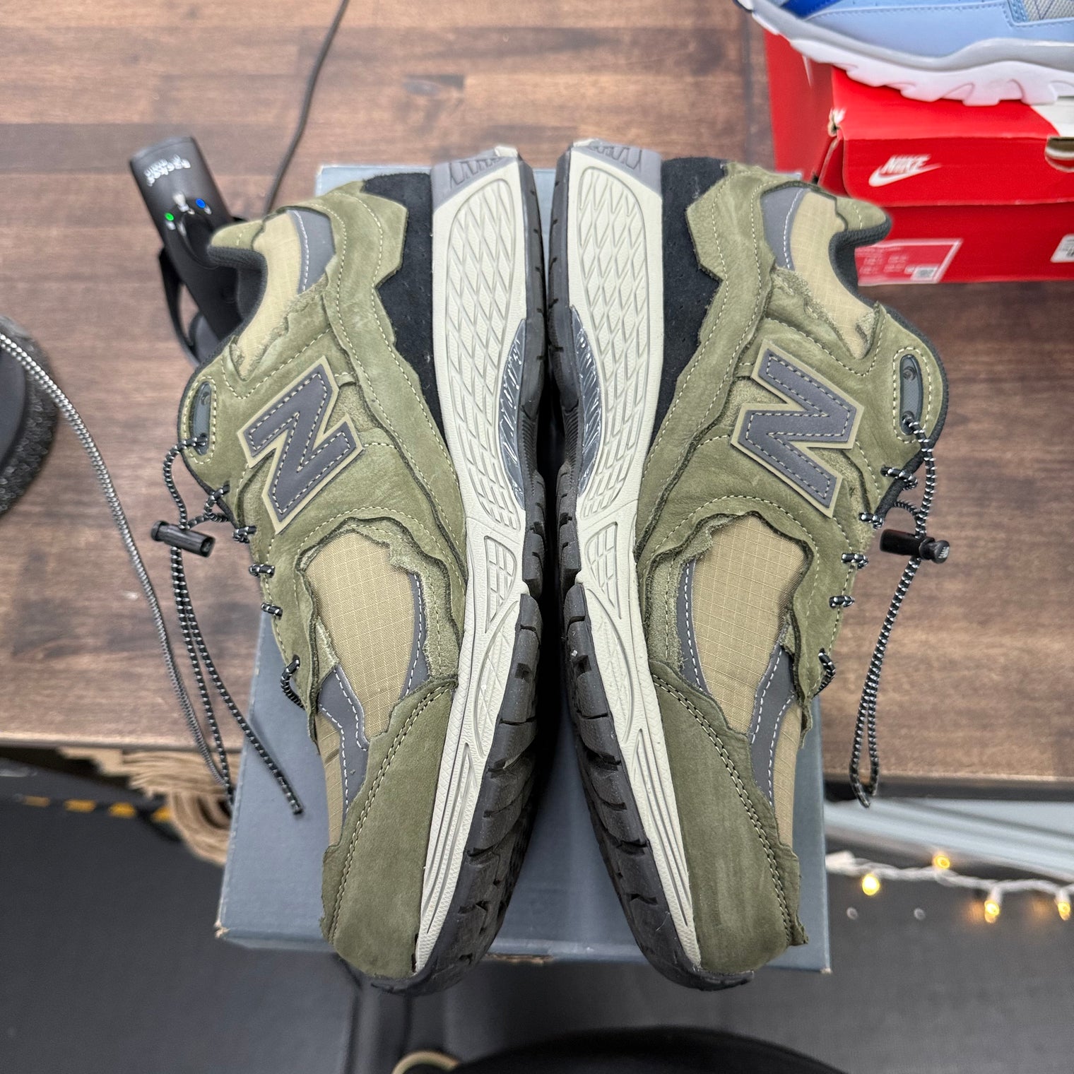 Protection Pack Dark Moss New Balance 2002R (USED)