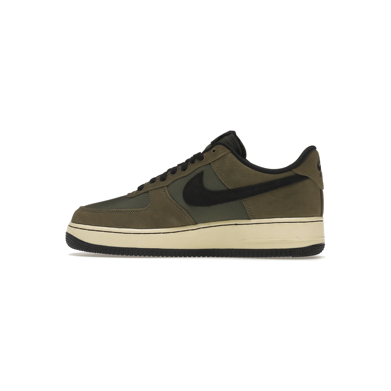 nike_air_force_1_low_sp_undefeated_ballistic_dunk_vs_af_1_1