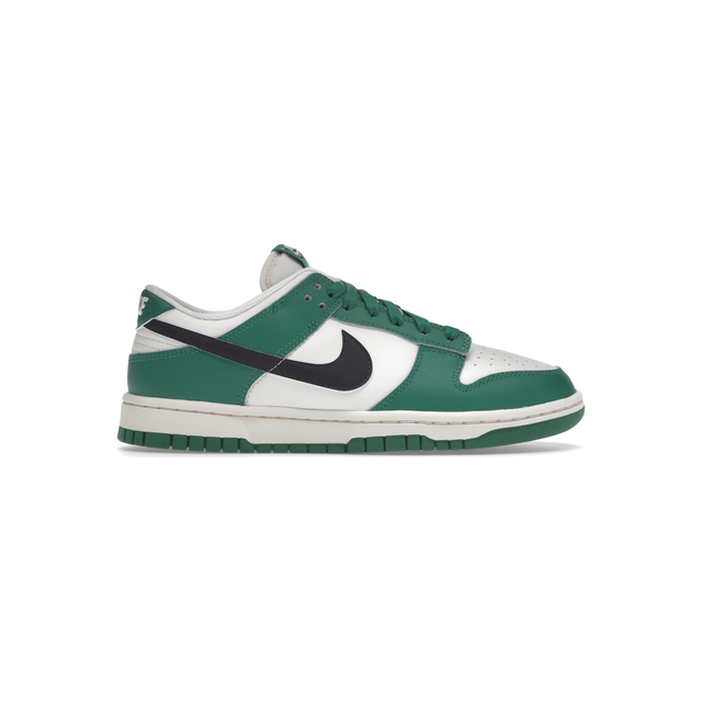 nike_dunk_low_se_lottery_pack_malachite_green_0