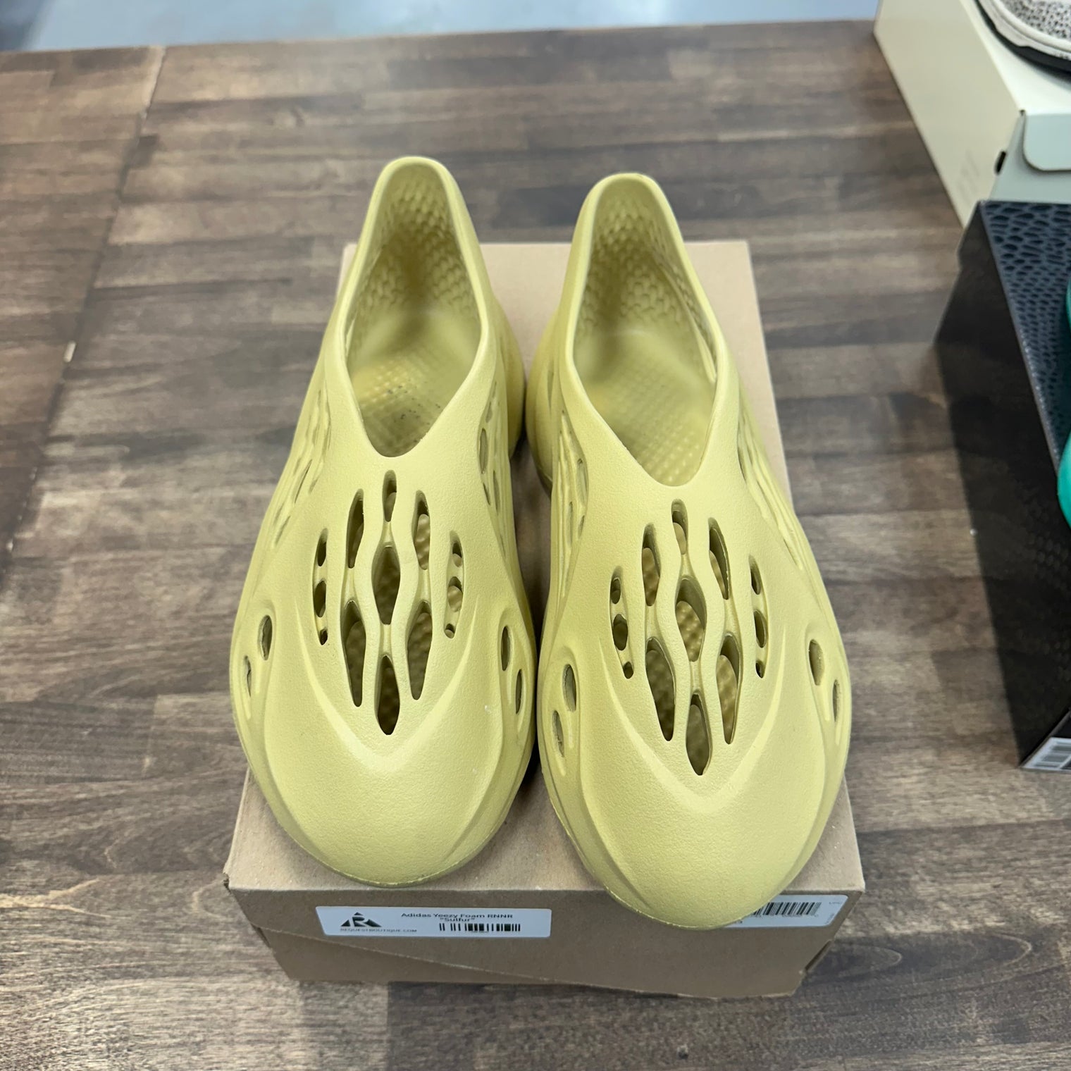 Sulfur Yeezy Foam RNNR (Used)