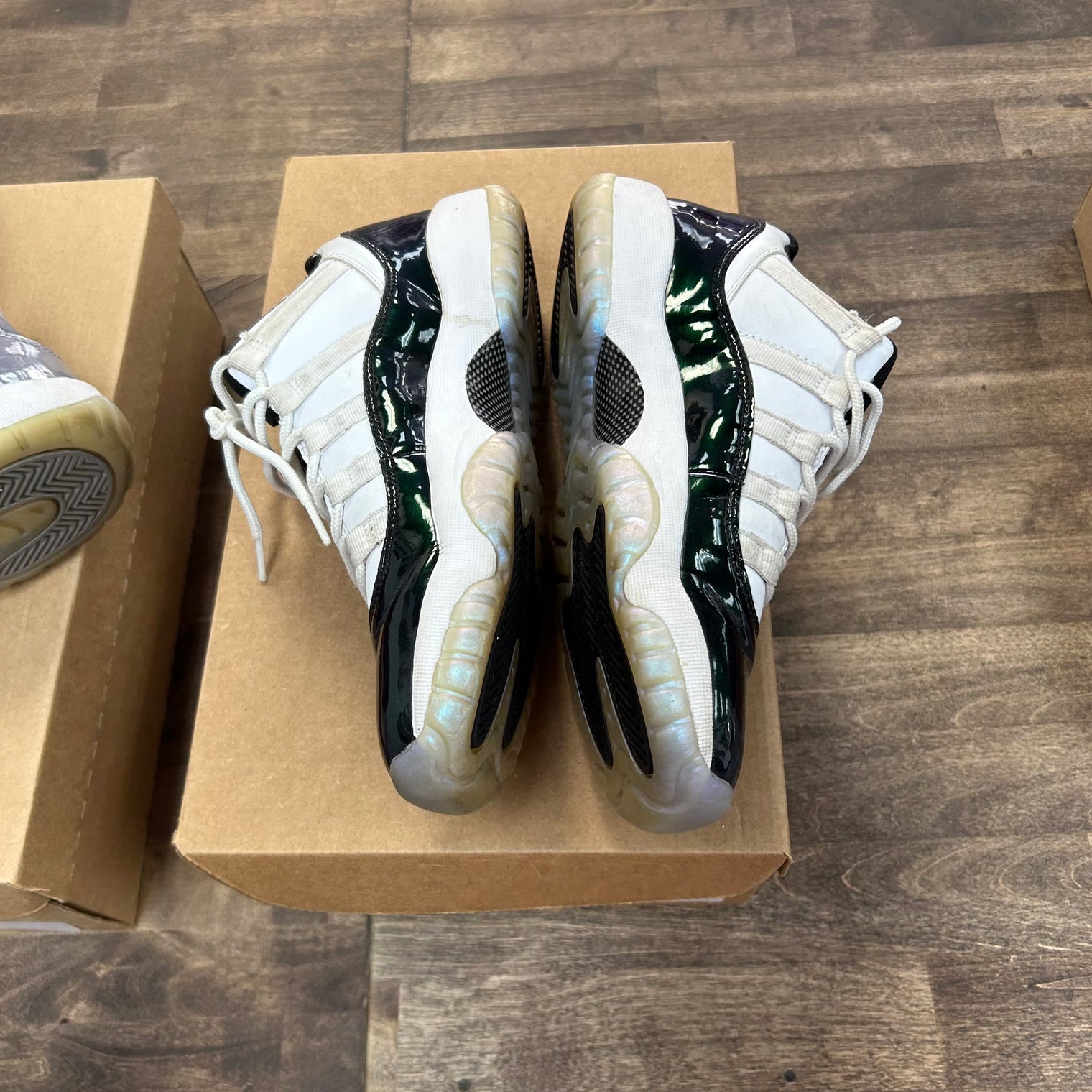 Jordan 11 Retro Low Iridescent (GS) (US 6.5Y) (USED, No Box)