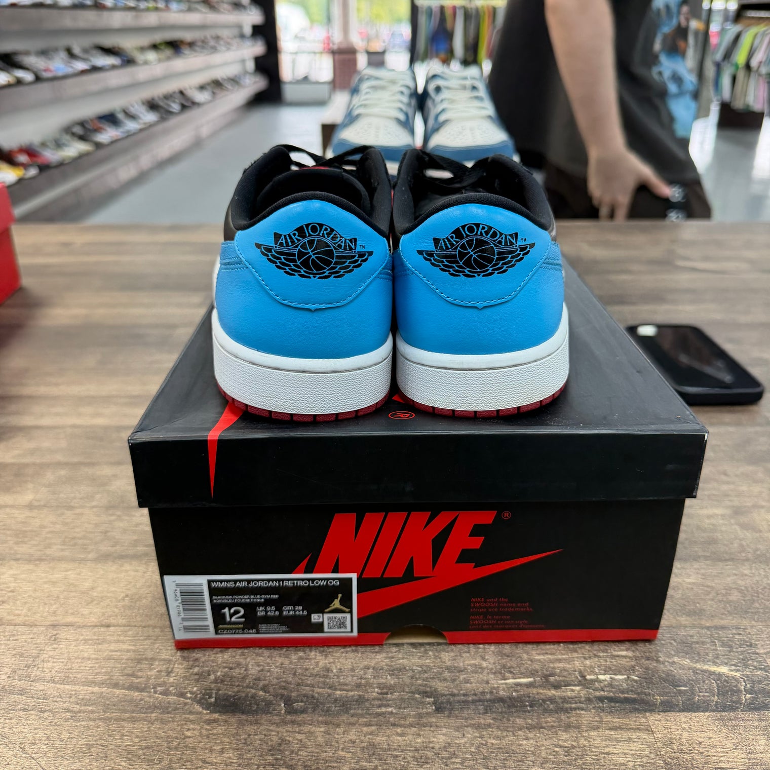(W) NC to Chi Jordan 1 Low OG (USED)