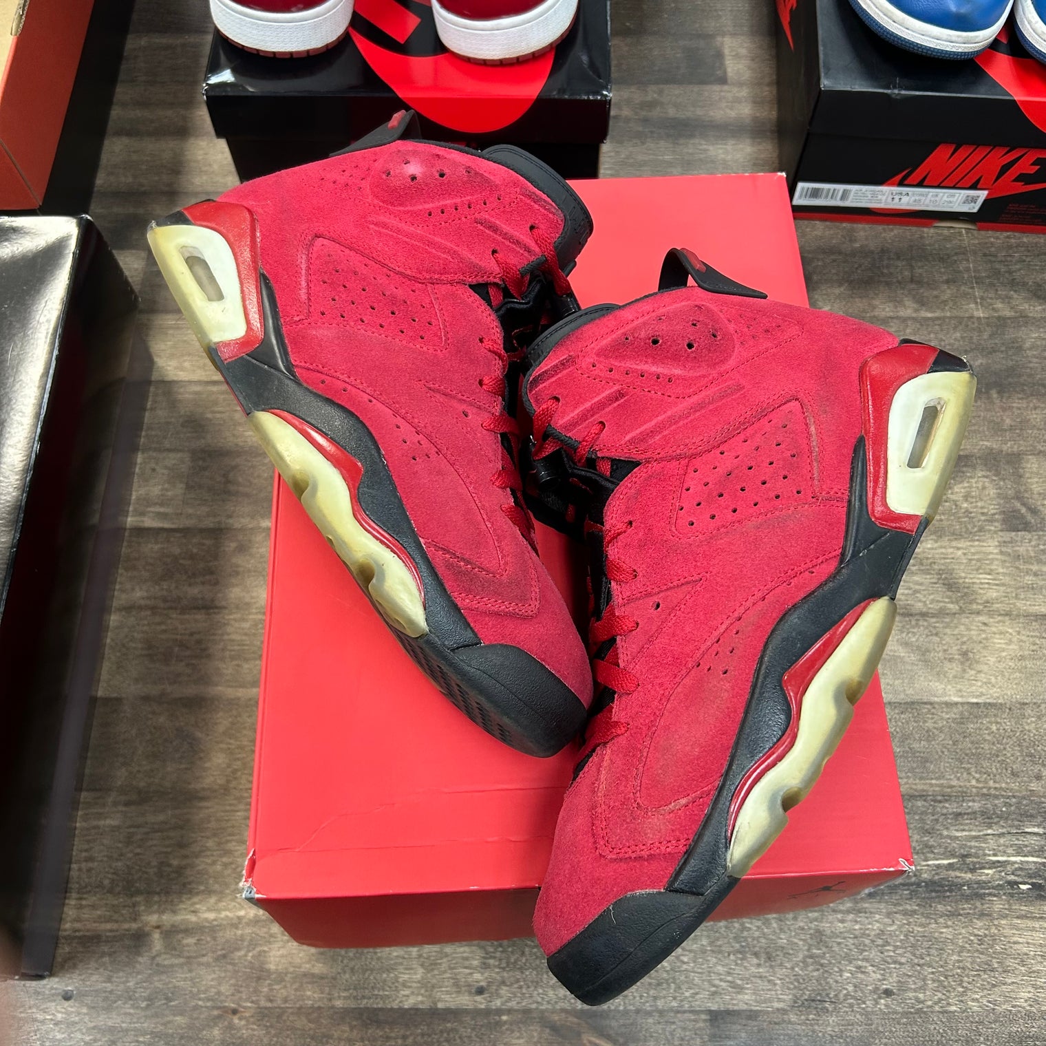 Jordan 6 Retro Toro Bravo (US 11) (USED)