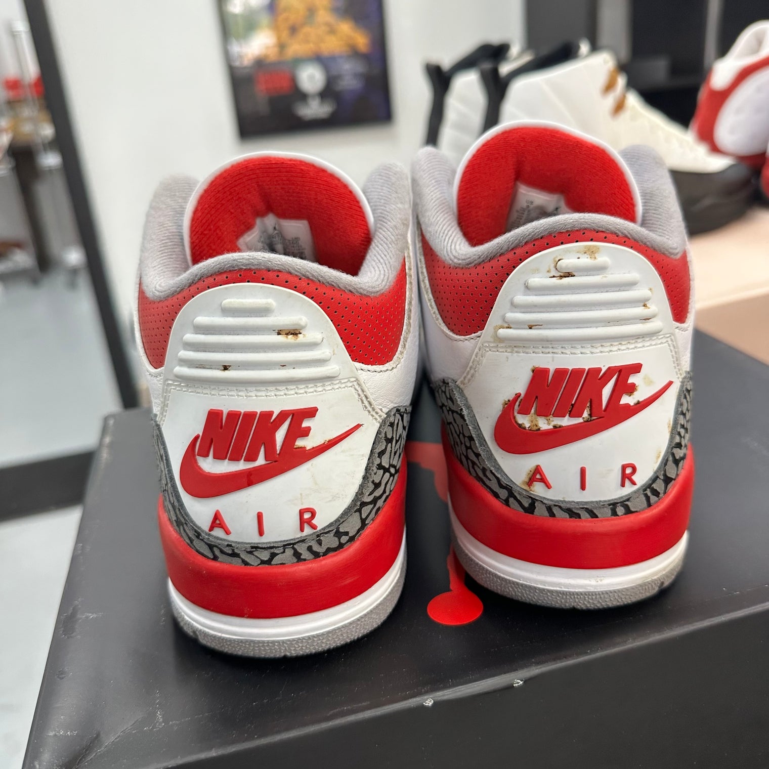 Fire Red Jordan 3 Retro (USED)