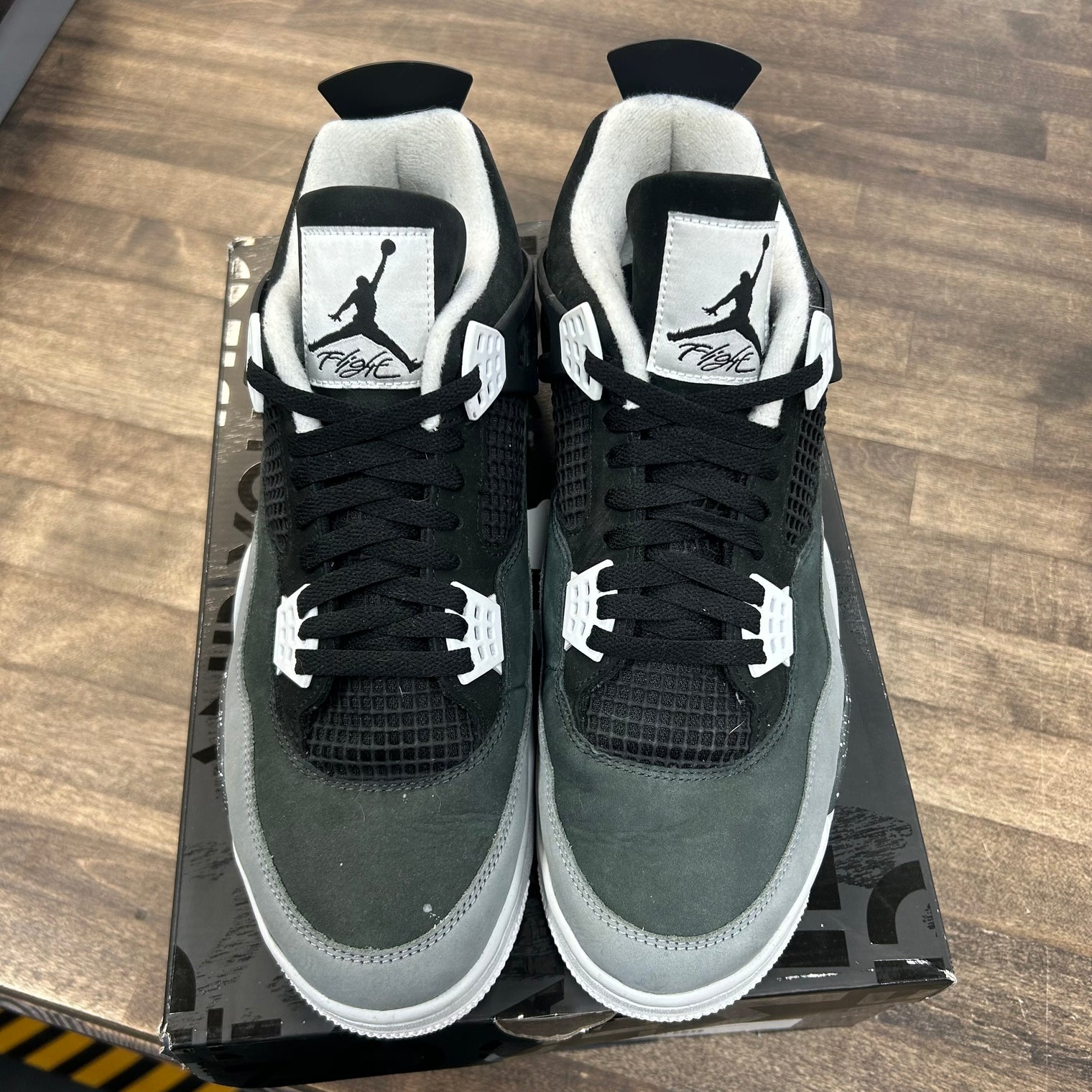 Fear Jordan 4 Retro (2024) (USED)