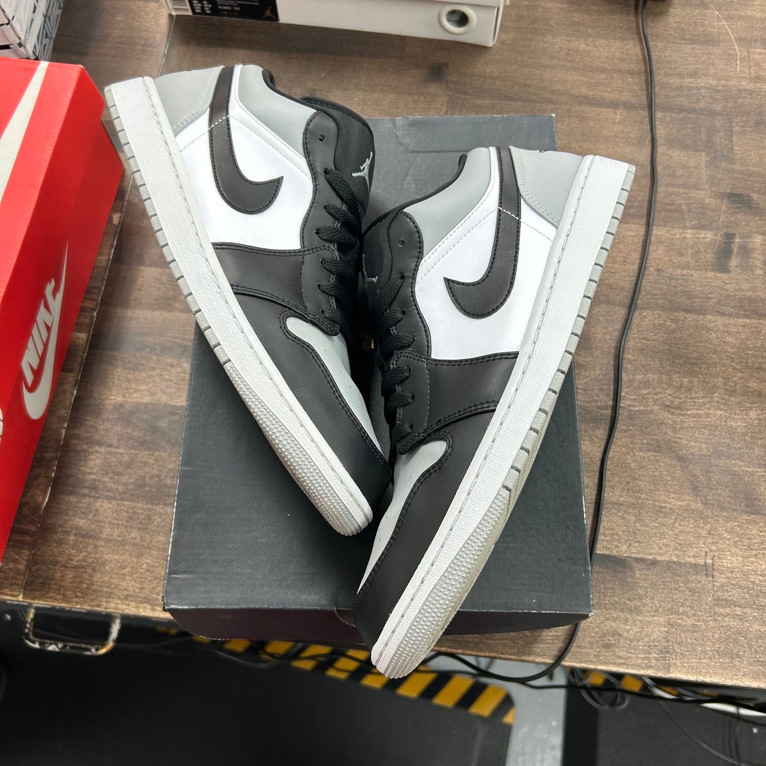 Jordan 1 Low Shadow Toe (USED)